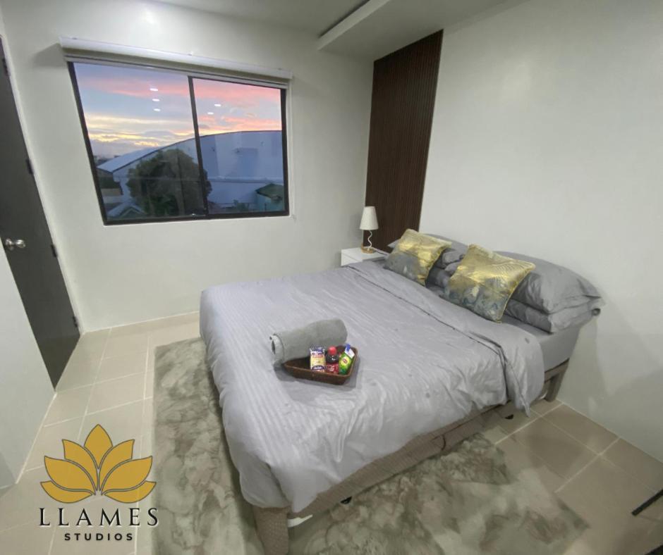 Llames Near Mactan Airport - Rustic & Spacious