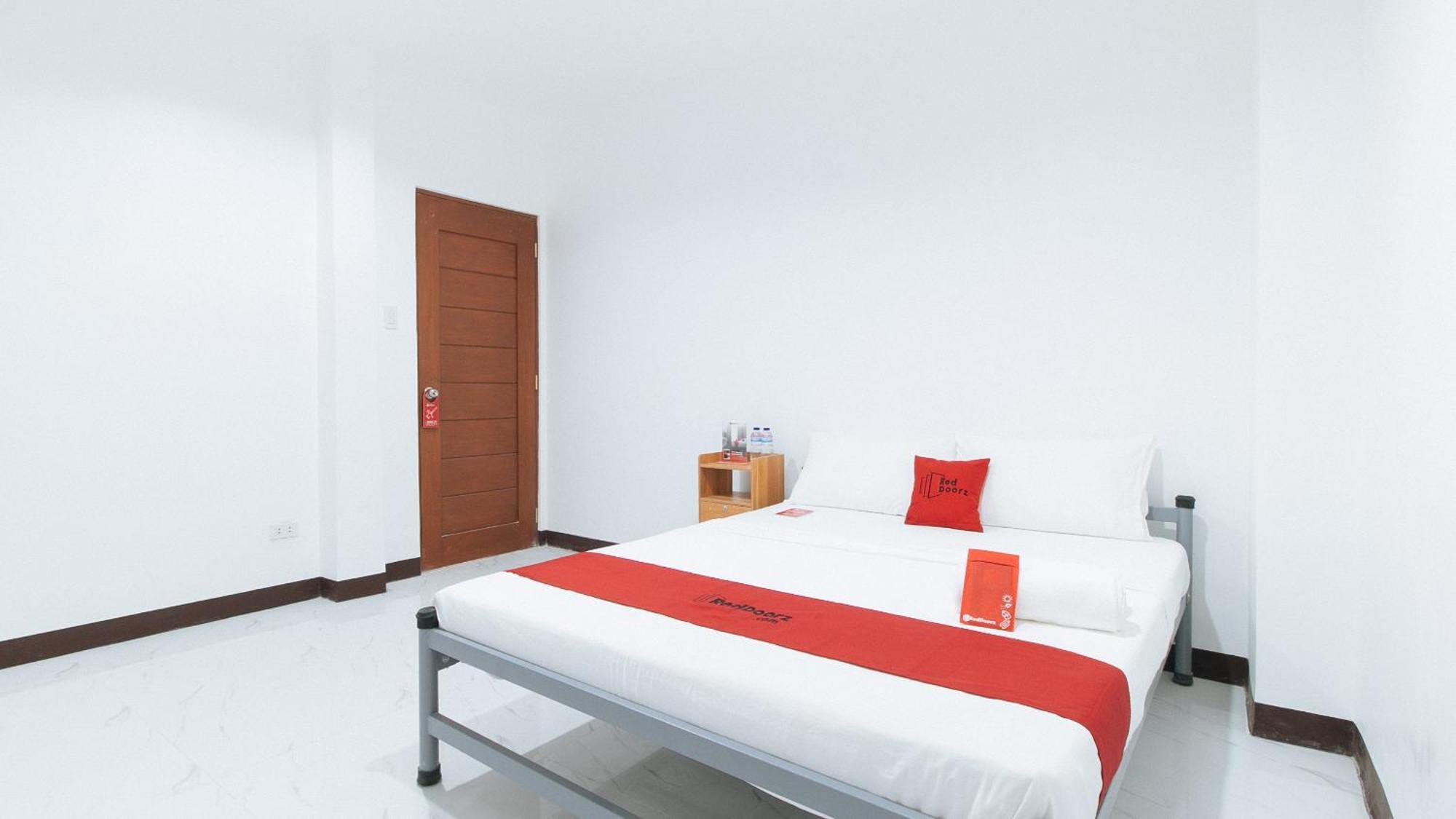 Hotel Reddoorz Sonia Unidos Magroves Garden Redpartner 2*