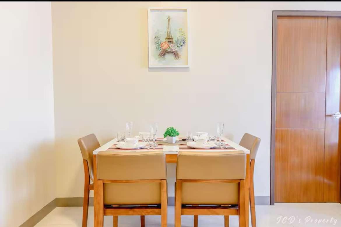 2br Unit With Balcony- Pool Access- Near Airport Hotel Lapu-Lapu City