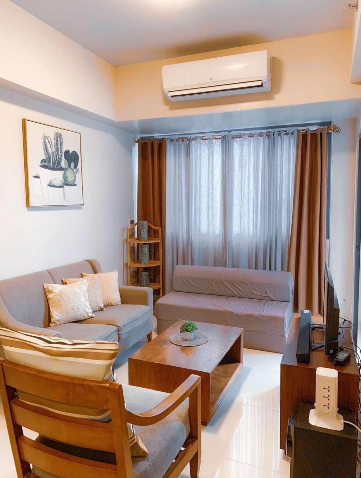 2br Unit With Balcony- Pool Access- Near Airport 4*