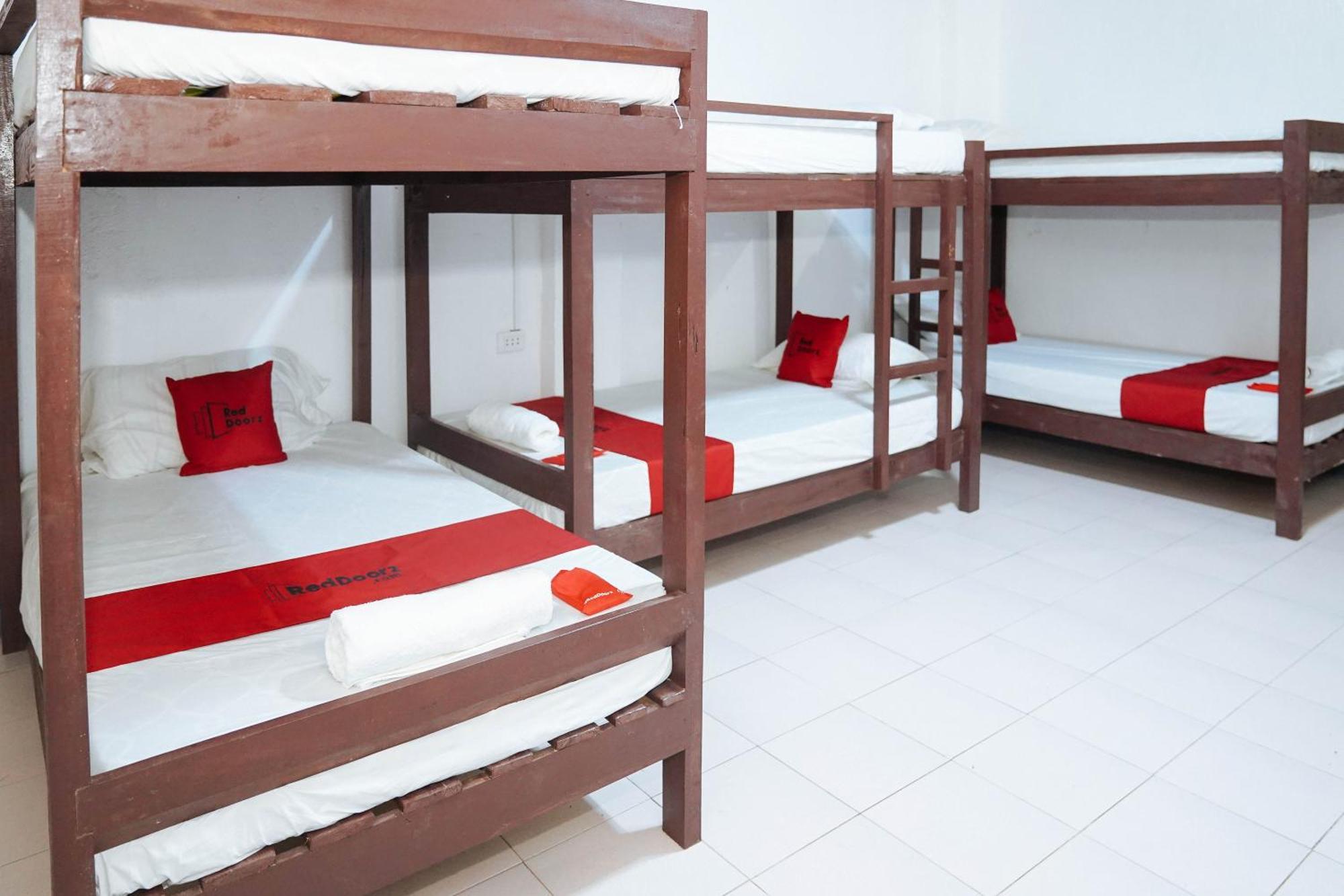 Reddoorz At St Anthony Resort