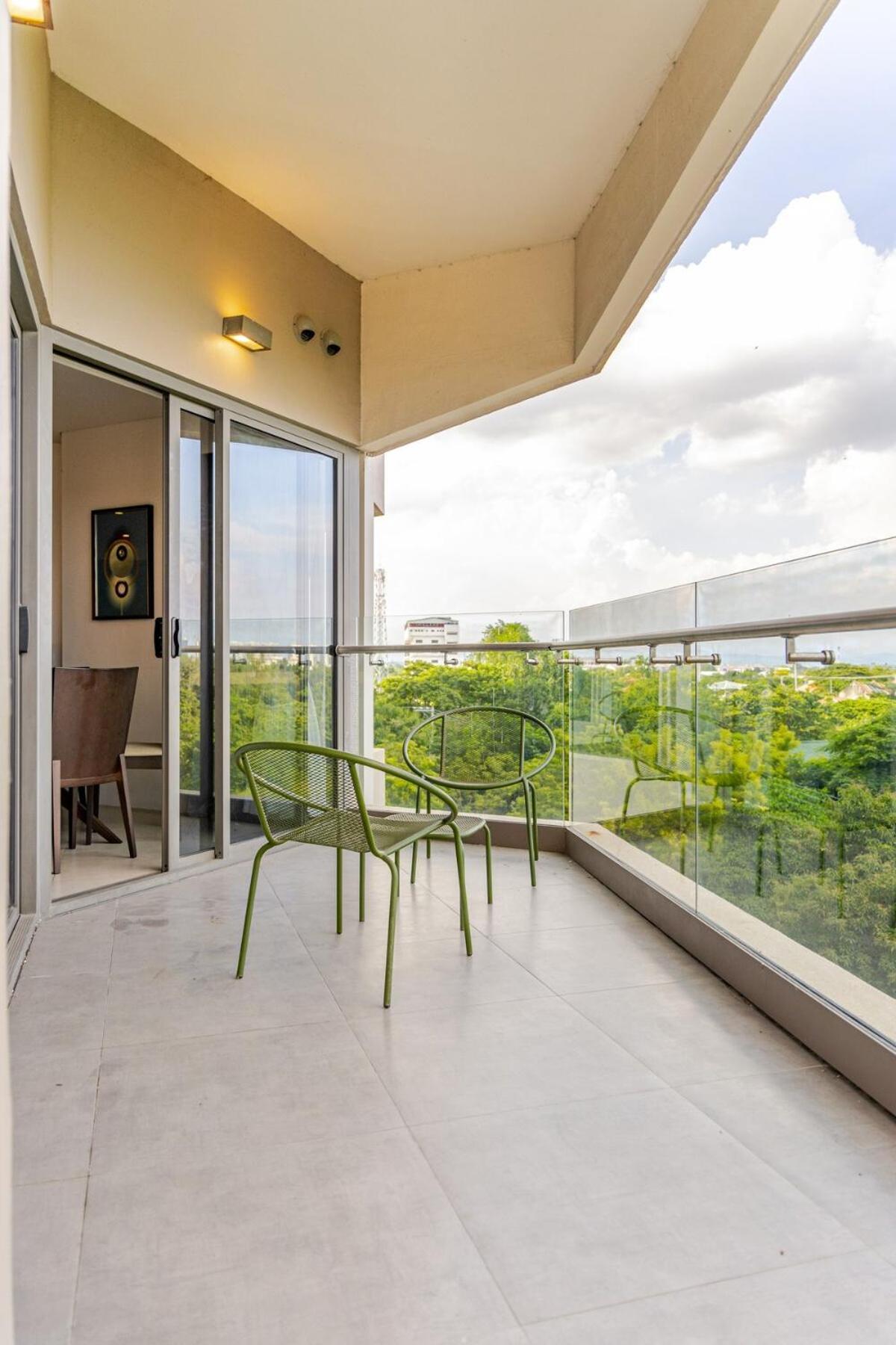 Tambuli Seaside Living 2br- Sea Vieww Apartment *