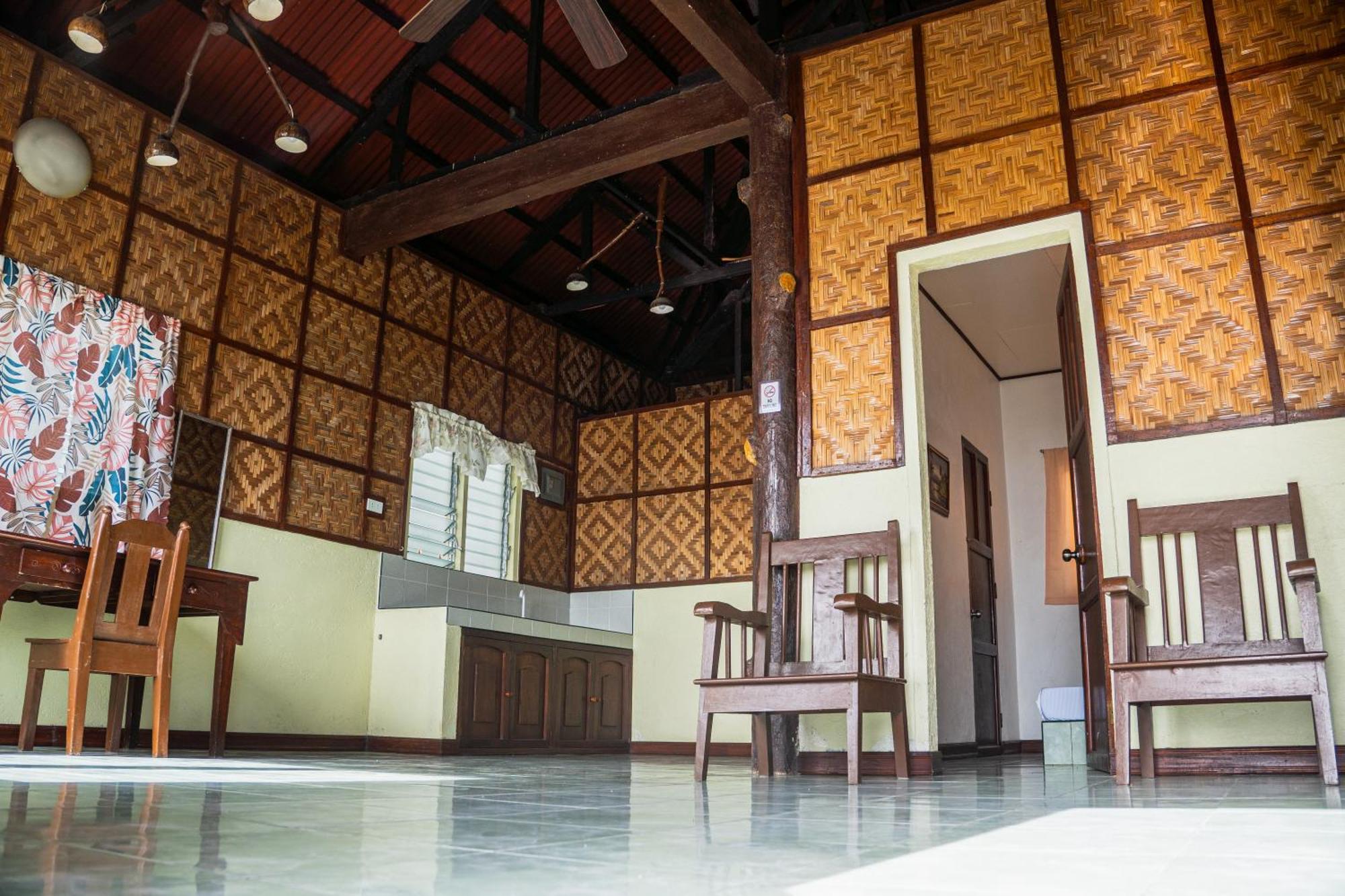 Golda Coast - Hotel Oslob