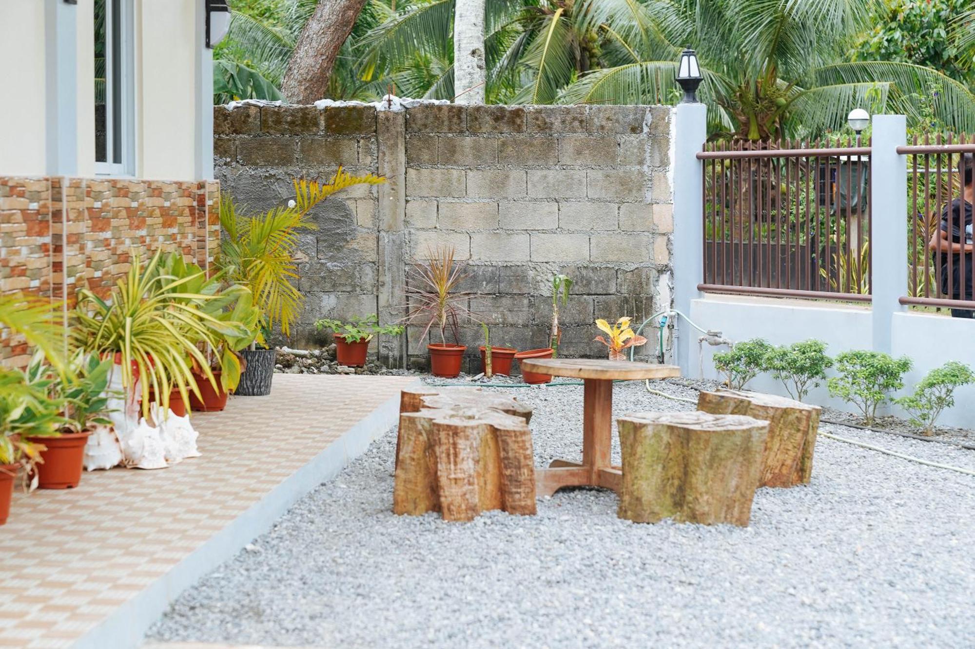 Hotel Aj Residences Apartelle Camotes Redpartner