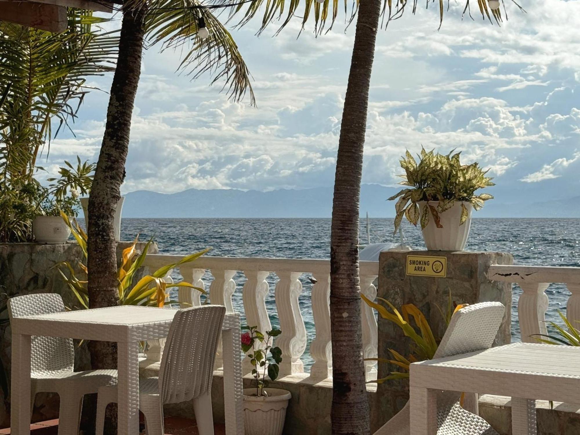 Sunset Hotel 3*
