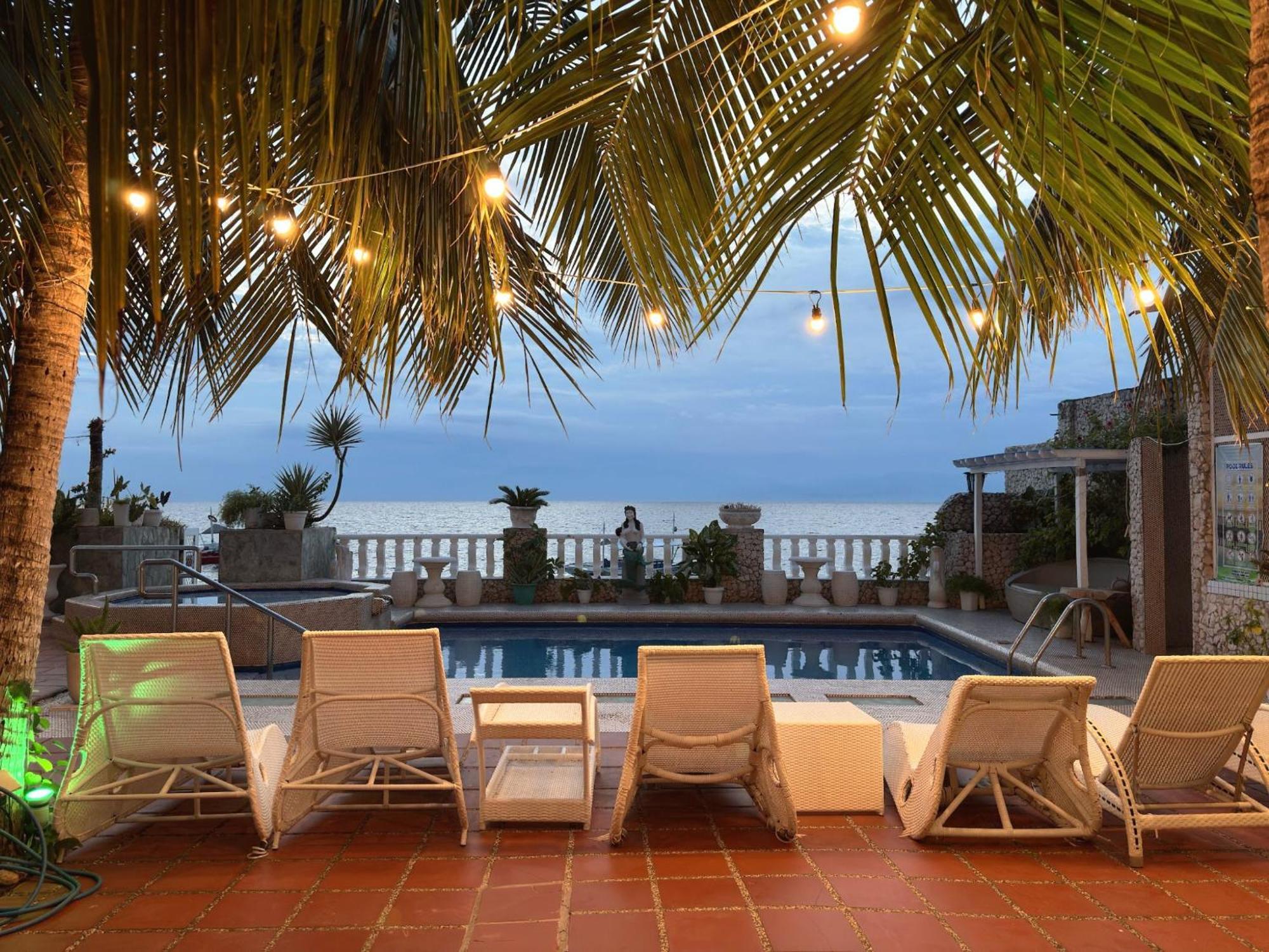 Sunset Hotel Moalboal