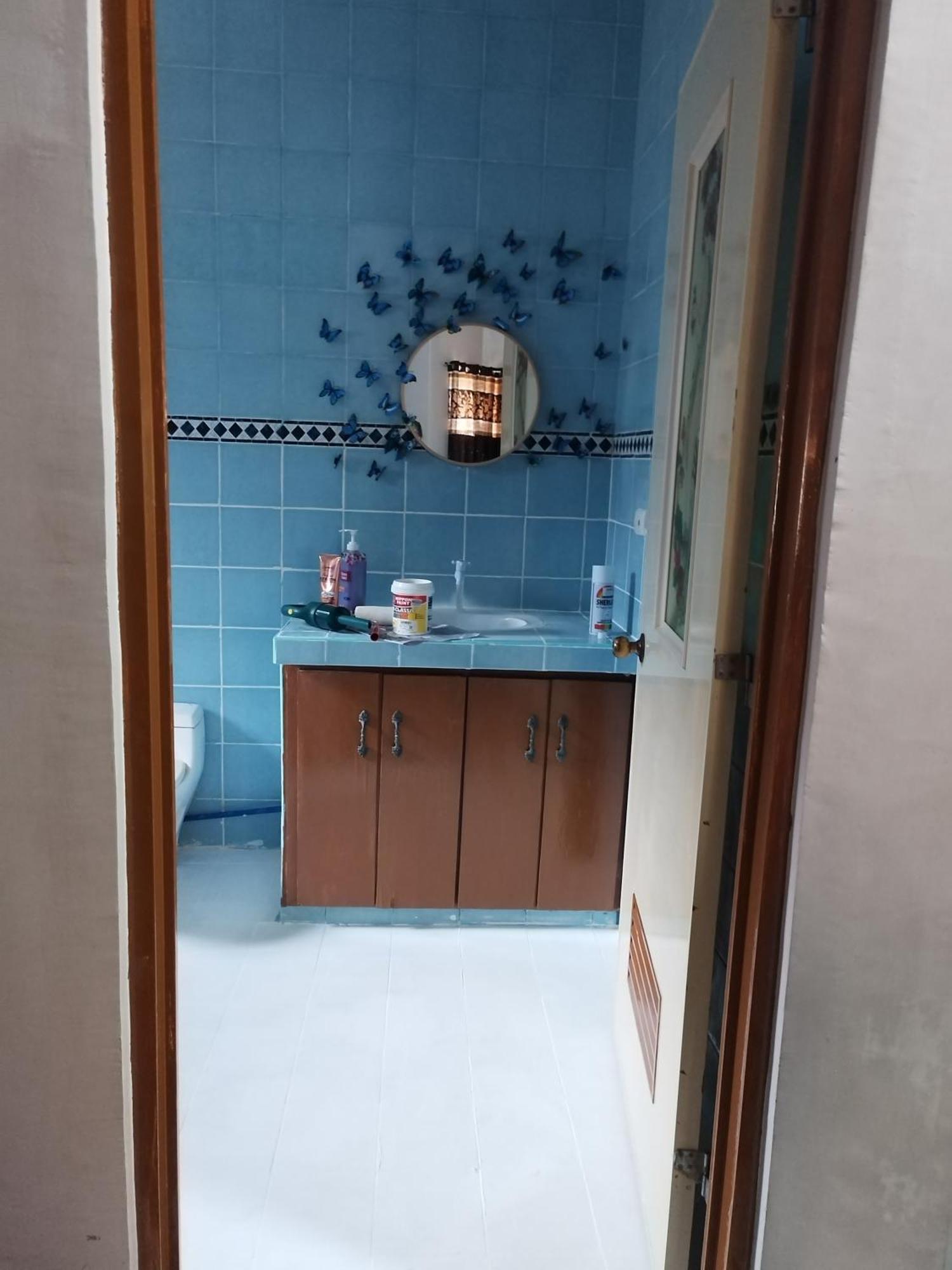 R & J In Naga Cebu Homestay