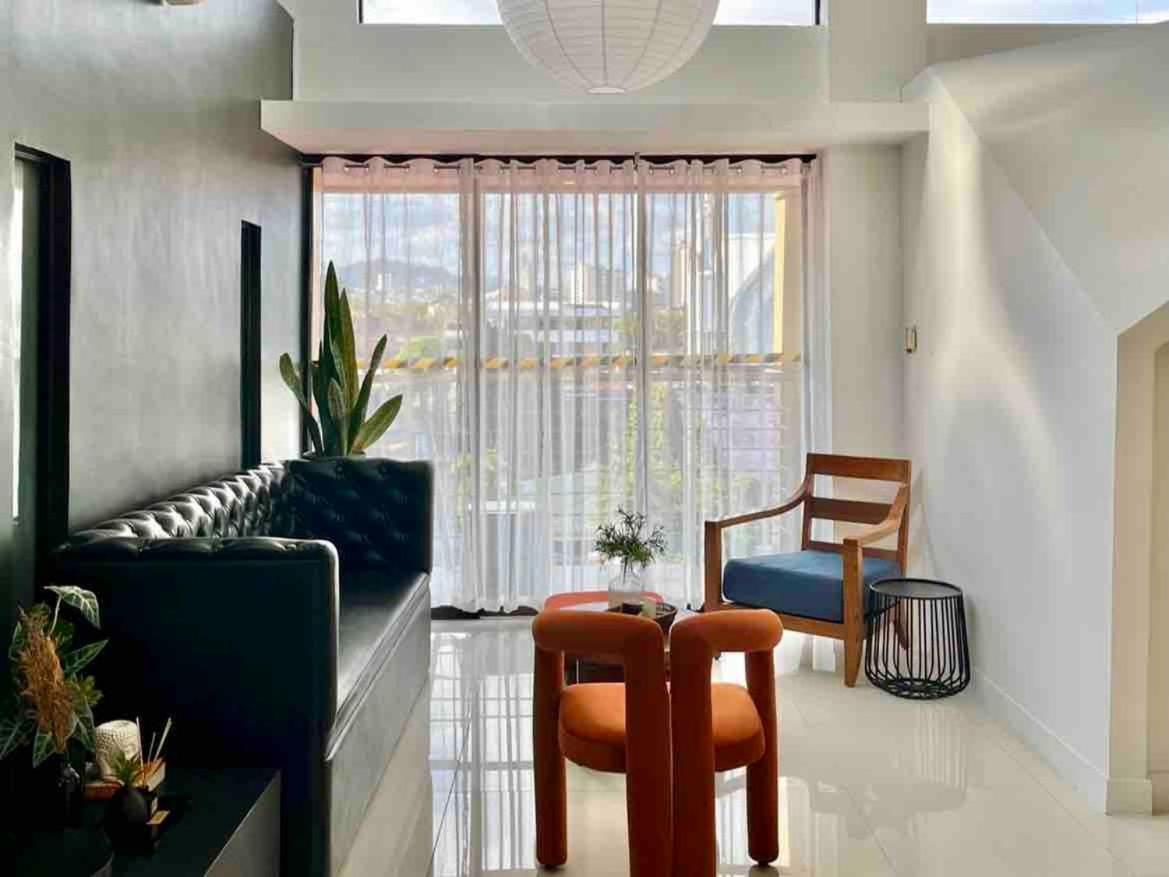 Soho-style Loft - Center With 4br, Wifi And Gameroom Apartment *