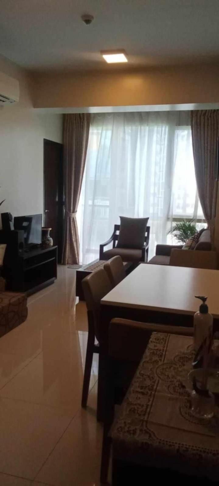 Mactan Newtown Unit Punta Engano (Mactan)