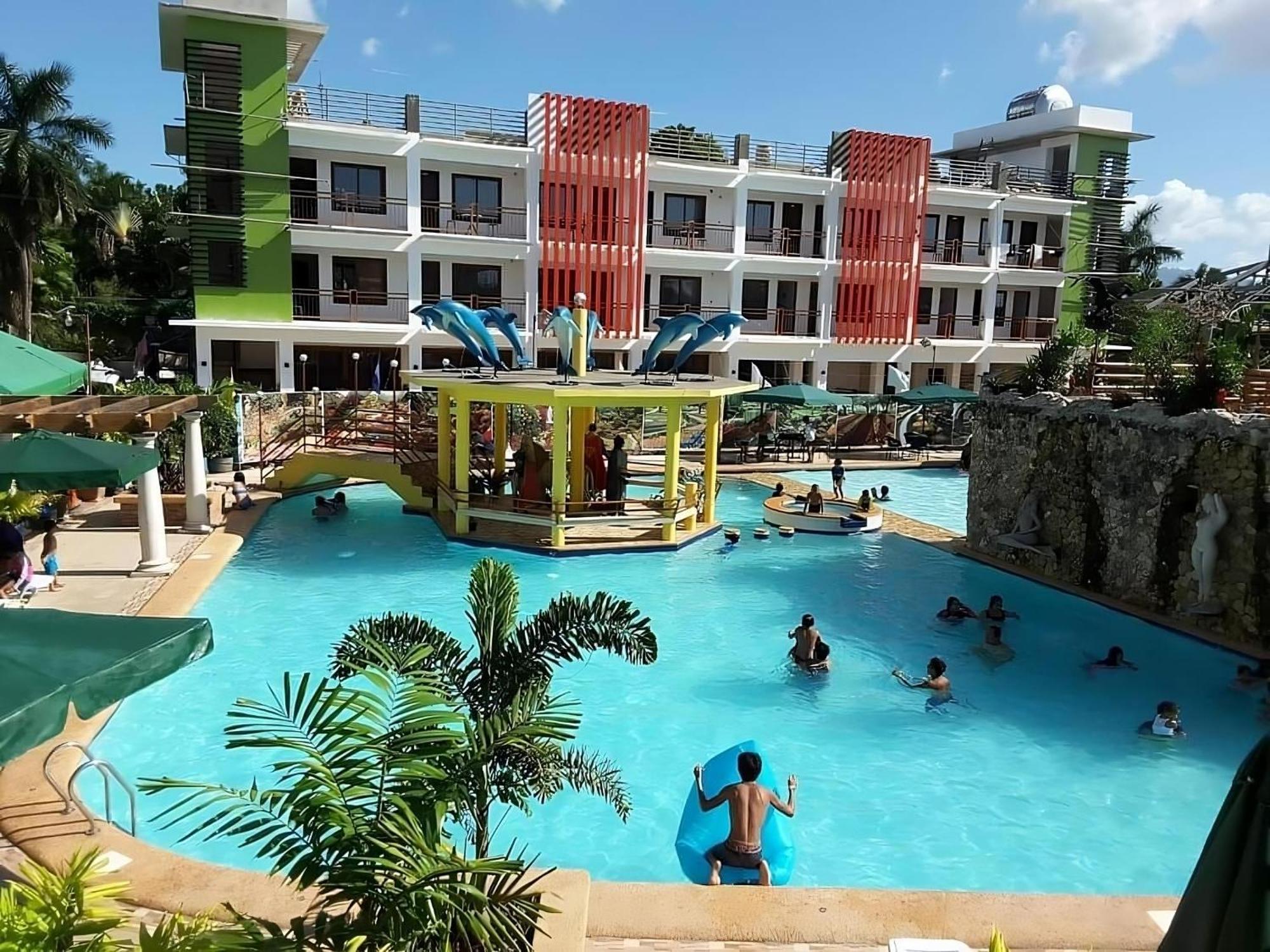 Tropics Hotel