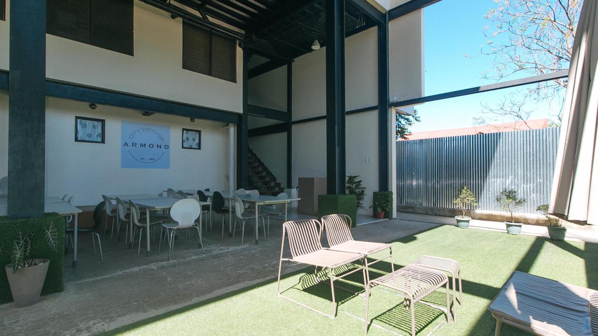 Hotel Mahayahay And Restaurant