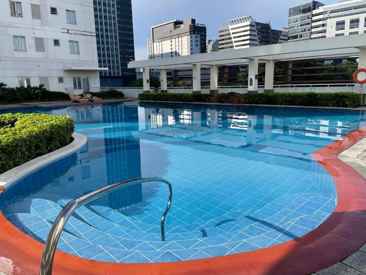 Aparthotel 1-b In It Park Cebu
