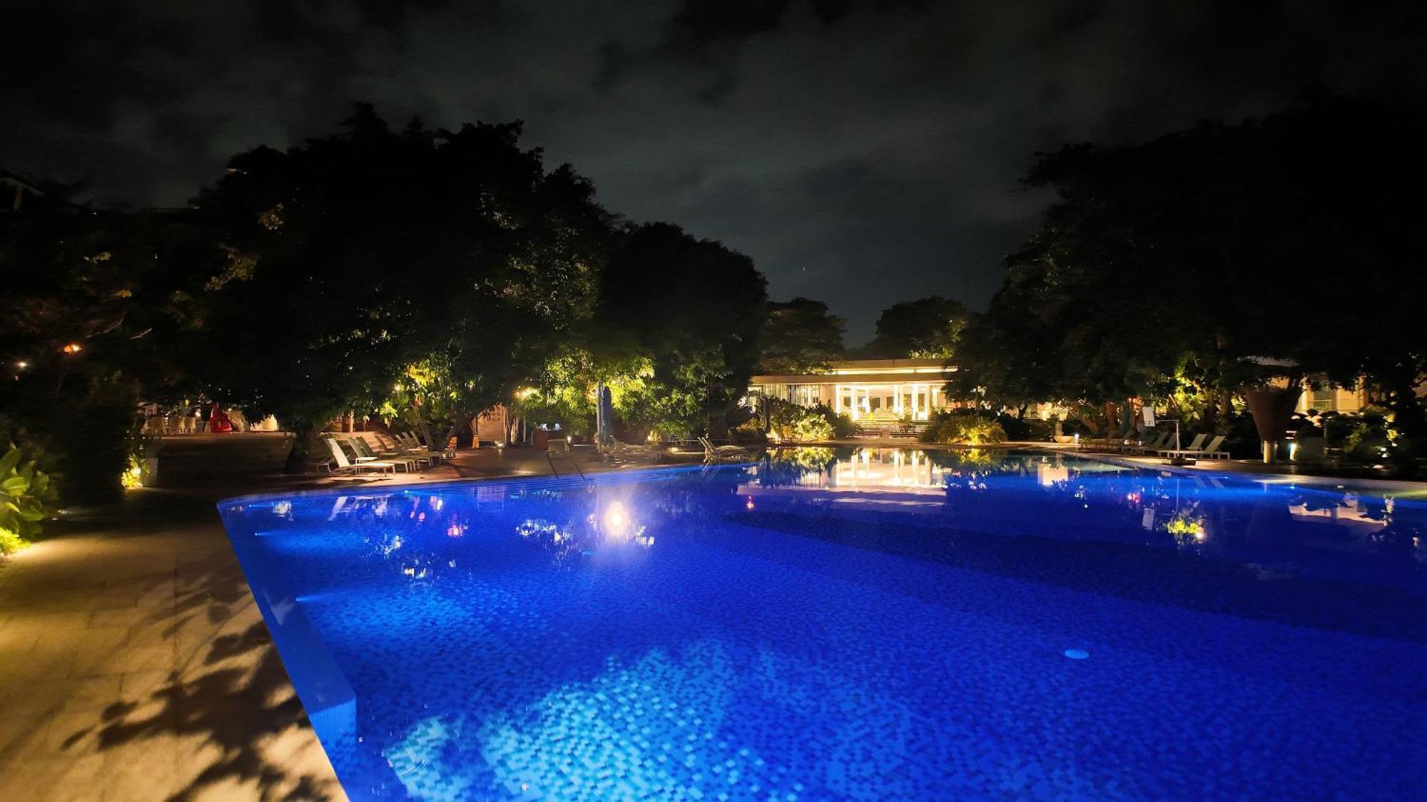 Dominiks Heaven Epic Ocean View Tambuli Pool Apartment *