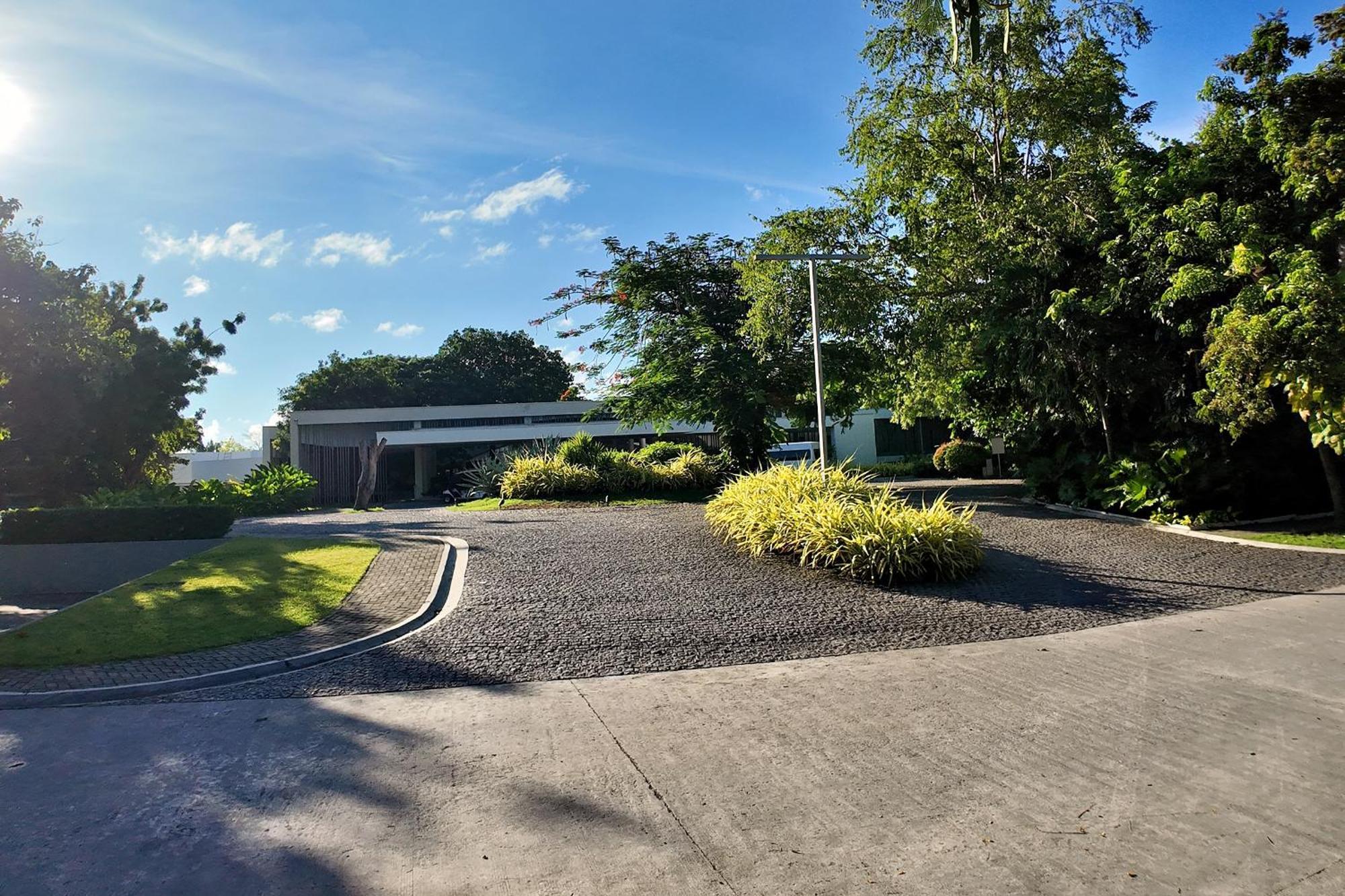 Dominiks Quite And Elegant Ocean View Pool At Tambuli High Floor Apartment Lapu-Lapu City