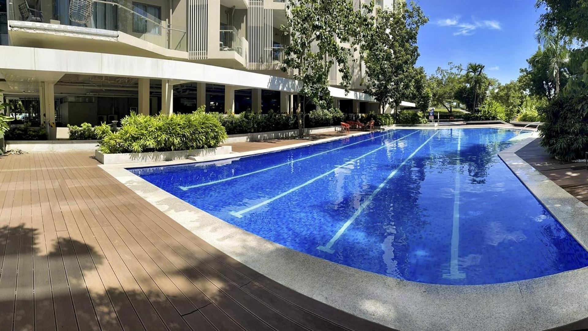 Dominiks Stylish Gem Ocean View Pool Queen Bed At Tambuli 8 Floor Fast Wifi Lapu-Lapu City