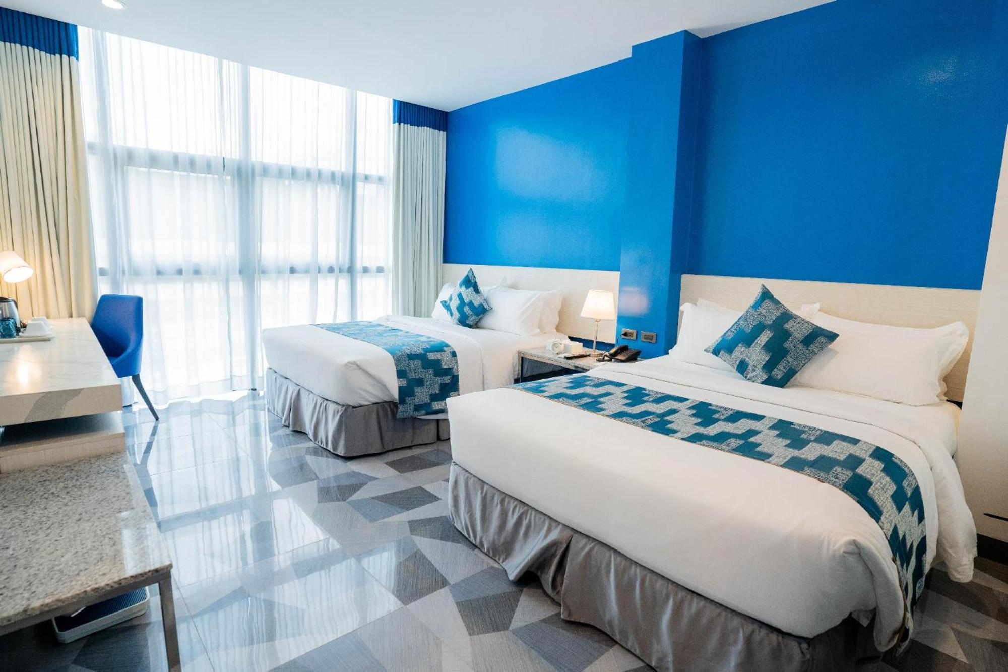 Stacia Cebu