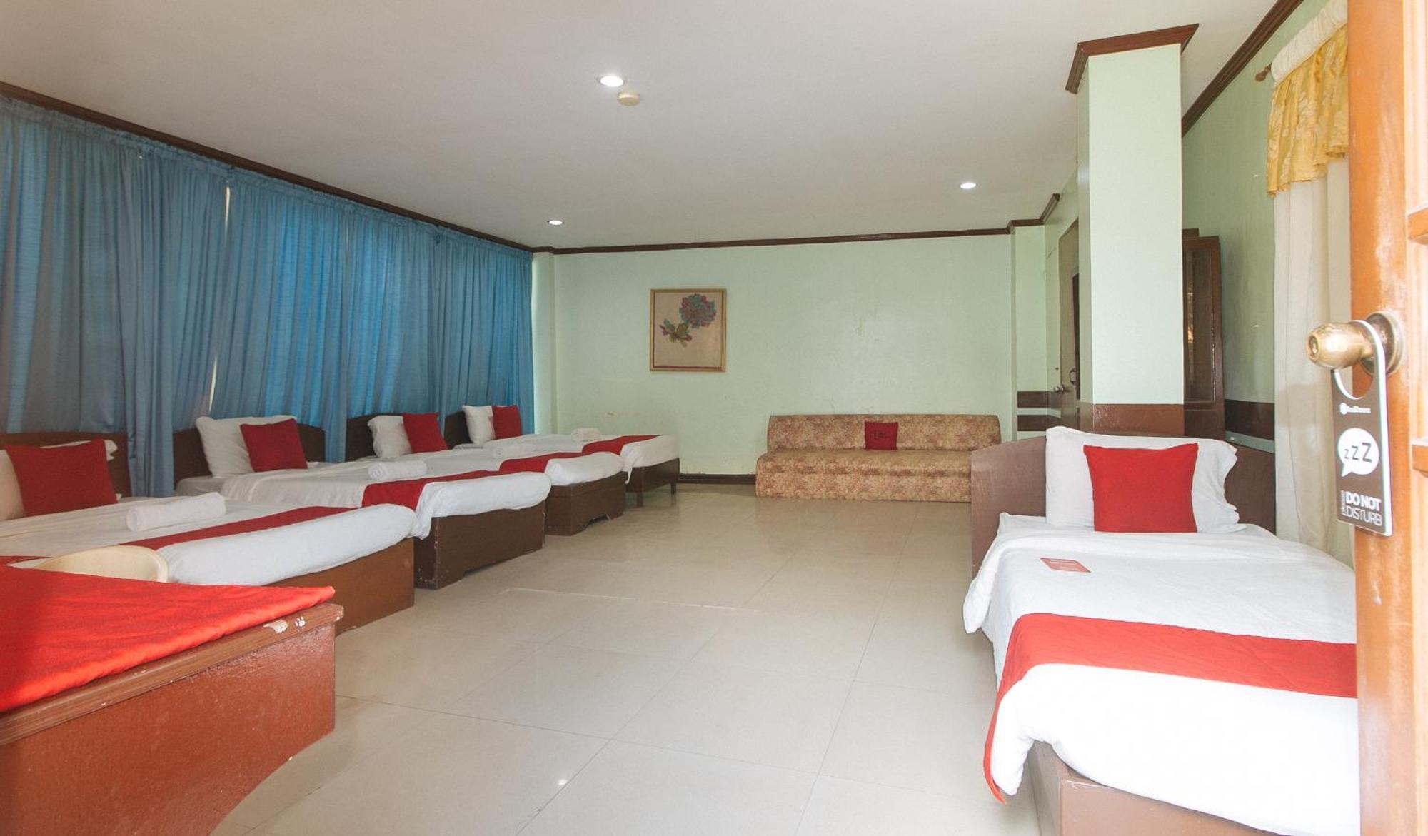 Hotel Reddoorz At Maanyag House Mandaue 2*