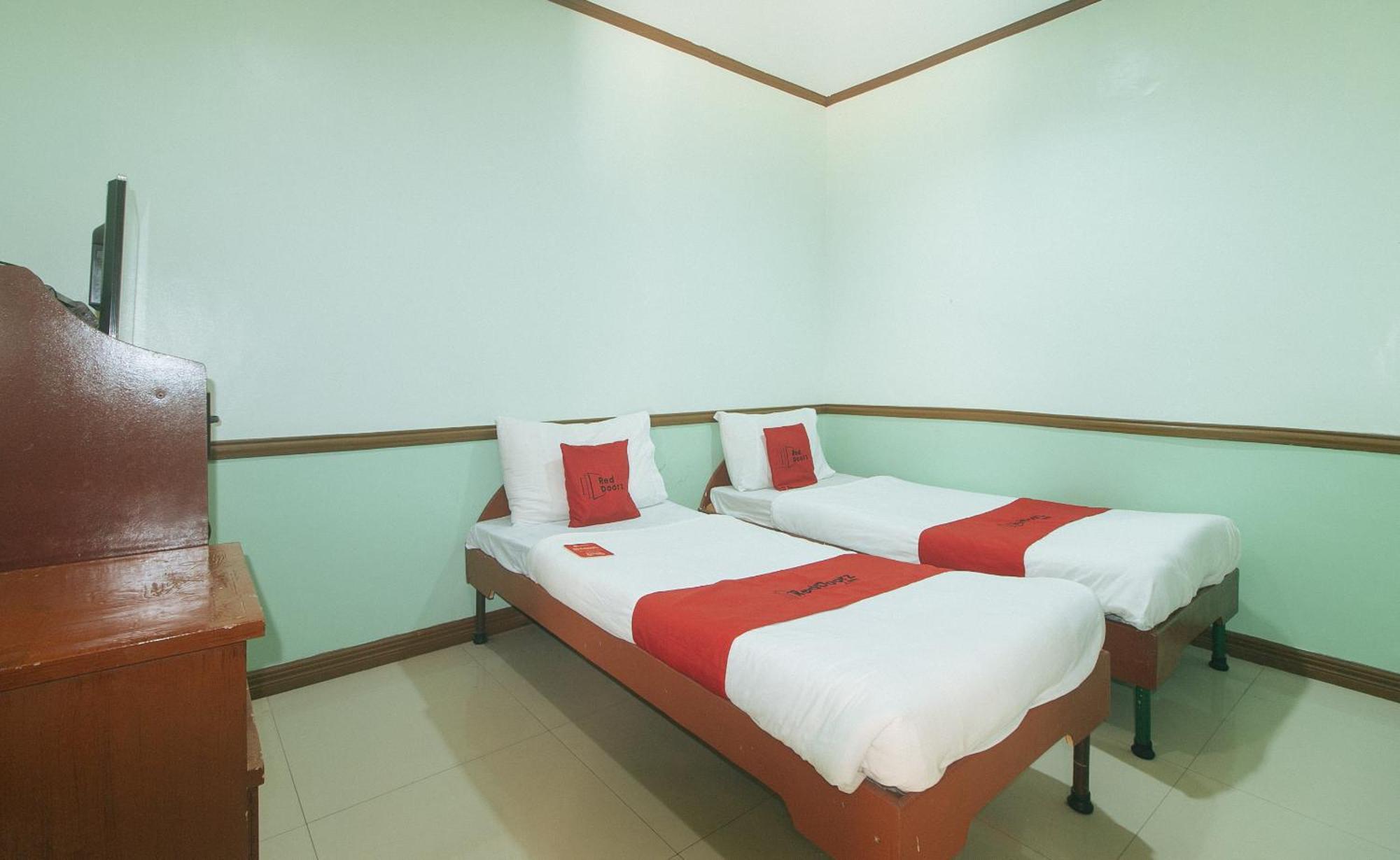 Reddoorz At Maanyag House Mandaue Hotel