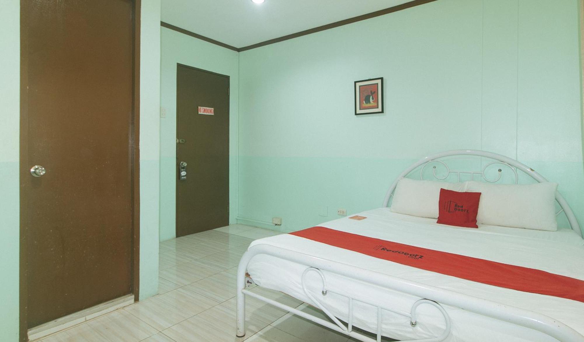 Reddoorz At Maanyag House Mandaue Hotel