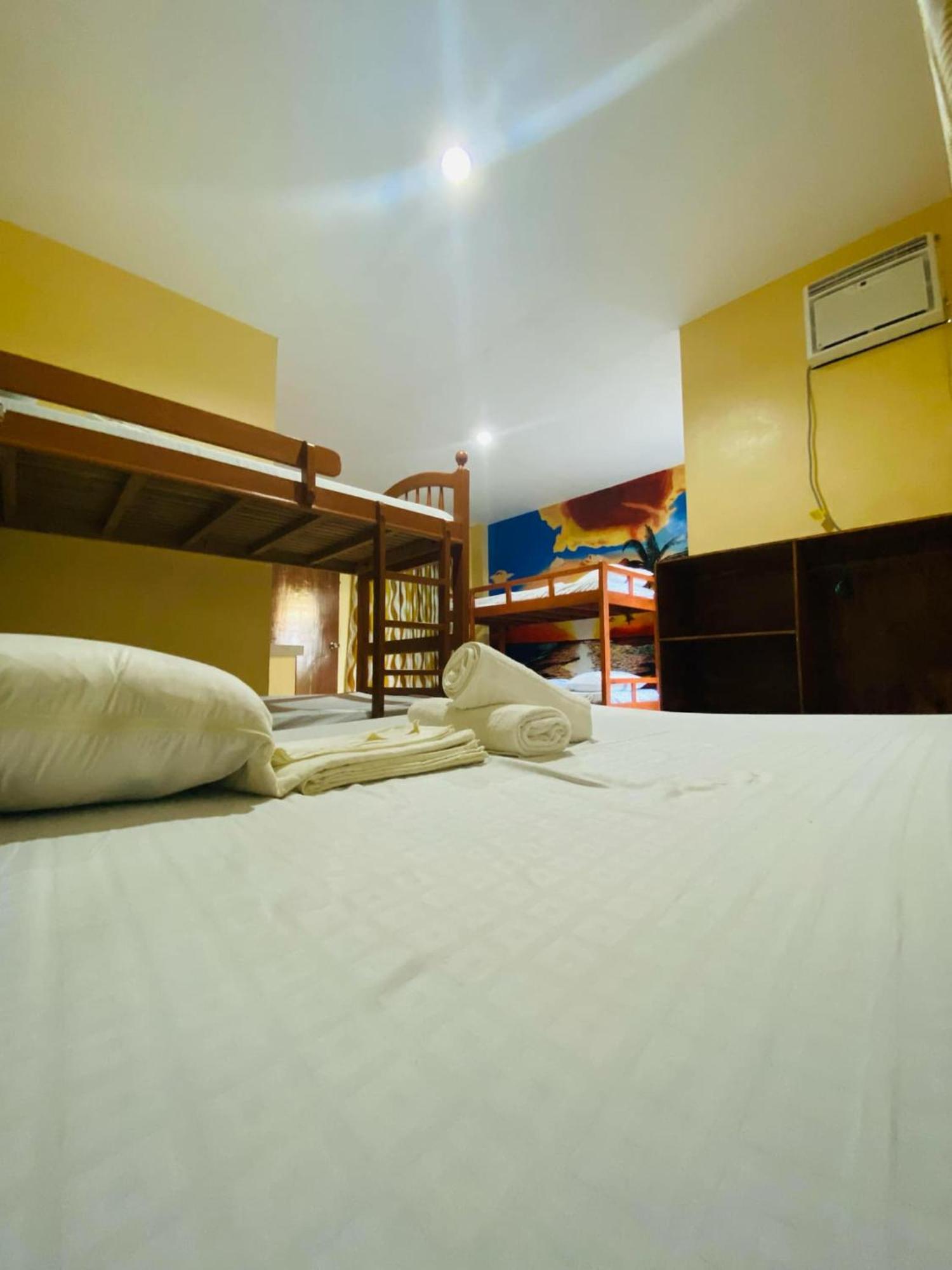 Allen Marie Shiphaus 2* Santa Fe (Cebu)
