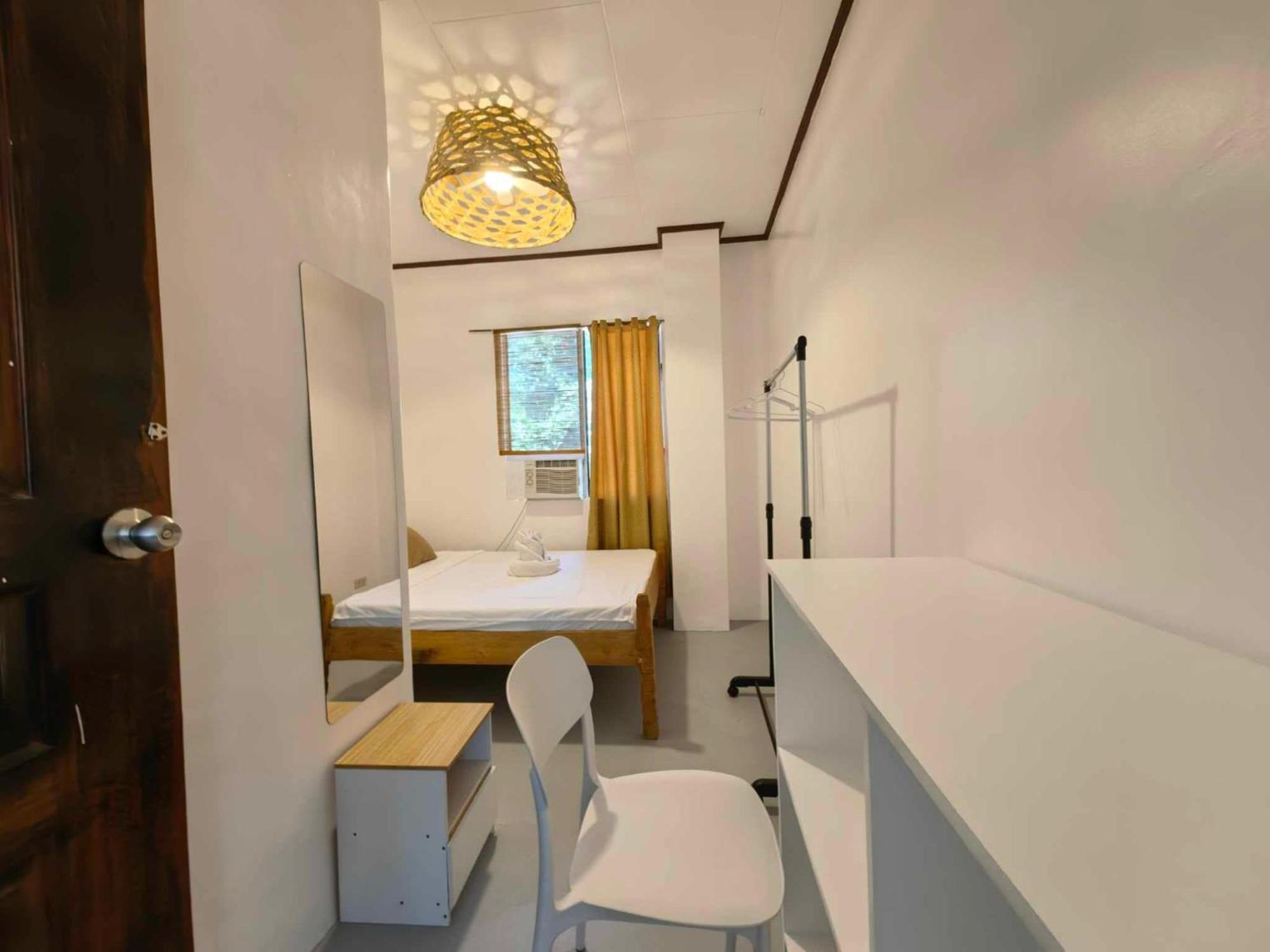 Apartment Fredo's At Pangpang Bar & Restaurant