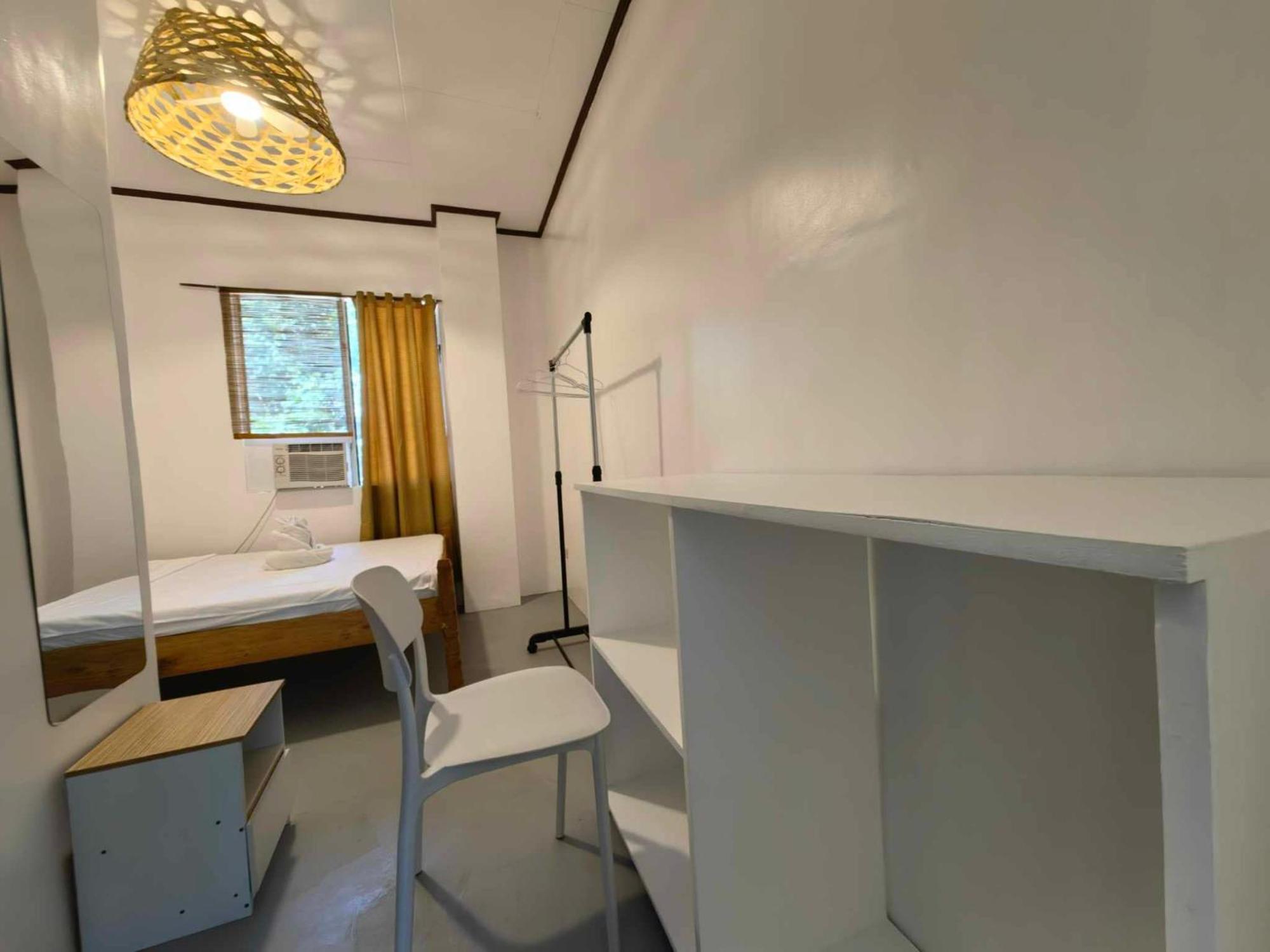 Fredo's At Pangpang Bar & Restaurant Apartment *