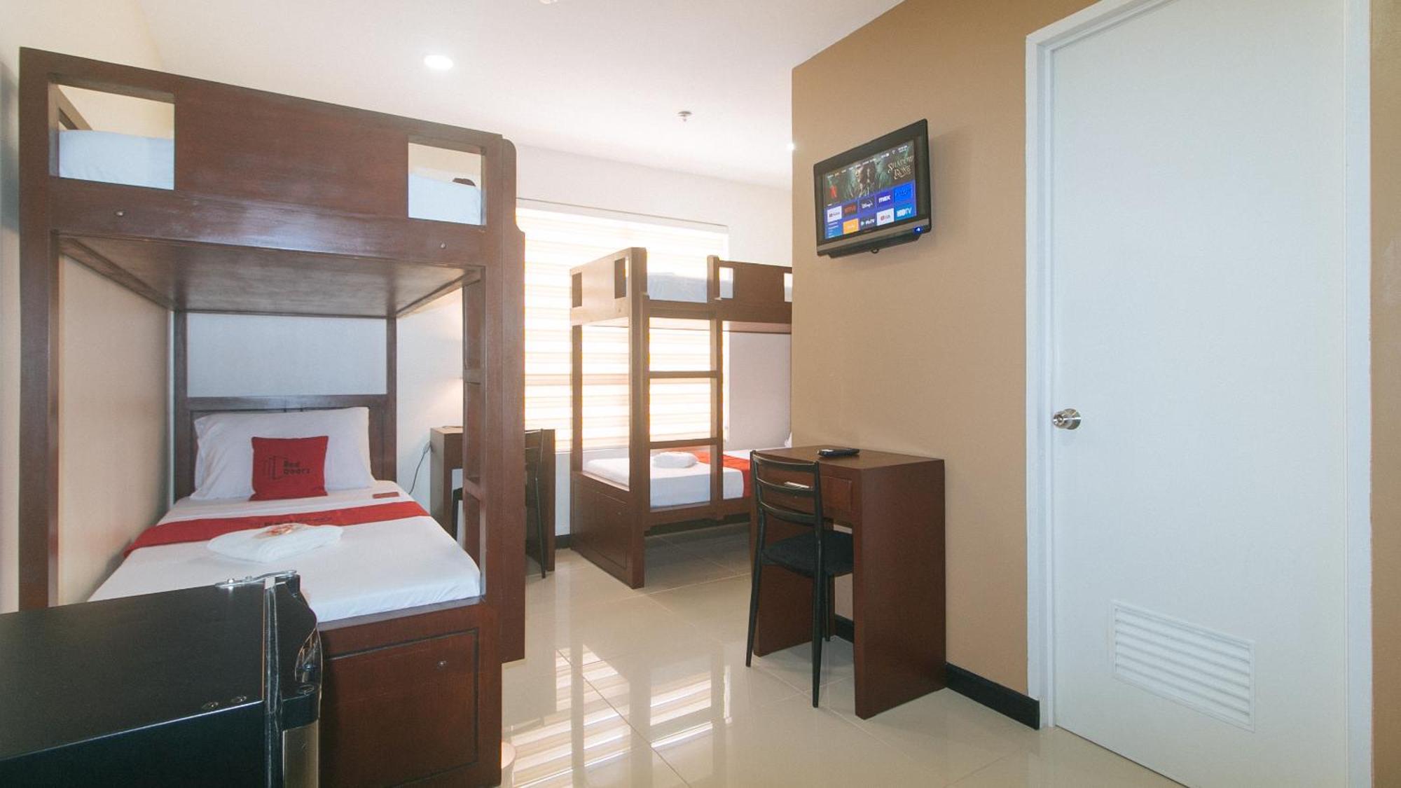 Hotel Reddoorz At Nucell Cebu