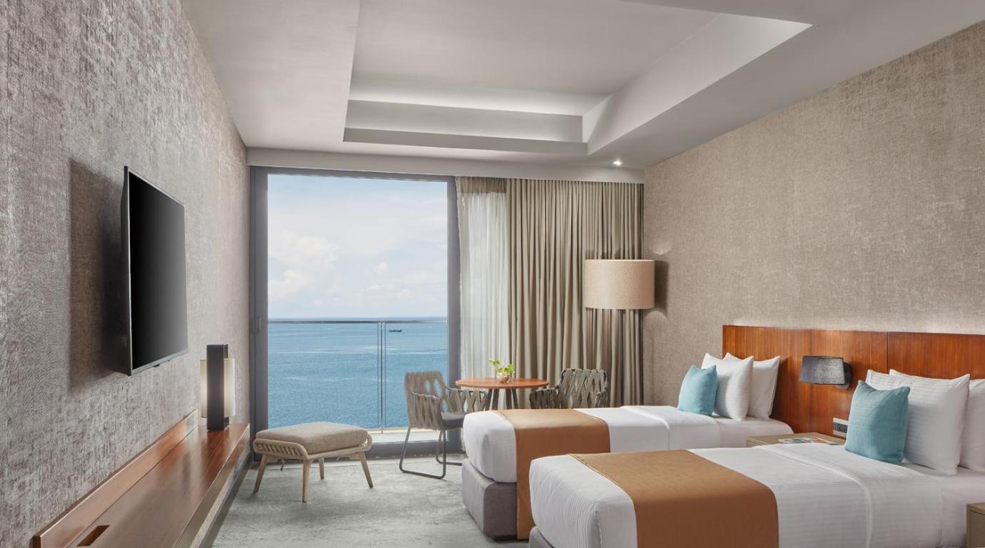 The Reef Island Mactan, Cebu Resort 5*