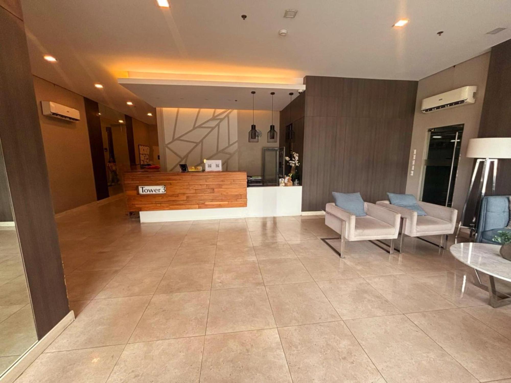 Apartment Mcm Staycation At Avida Riala T3 Cebu