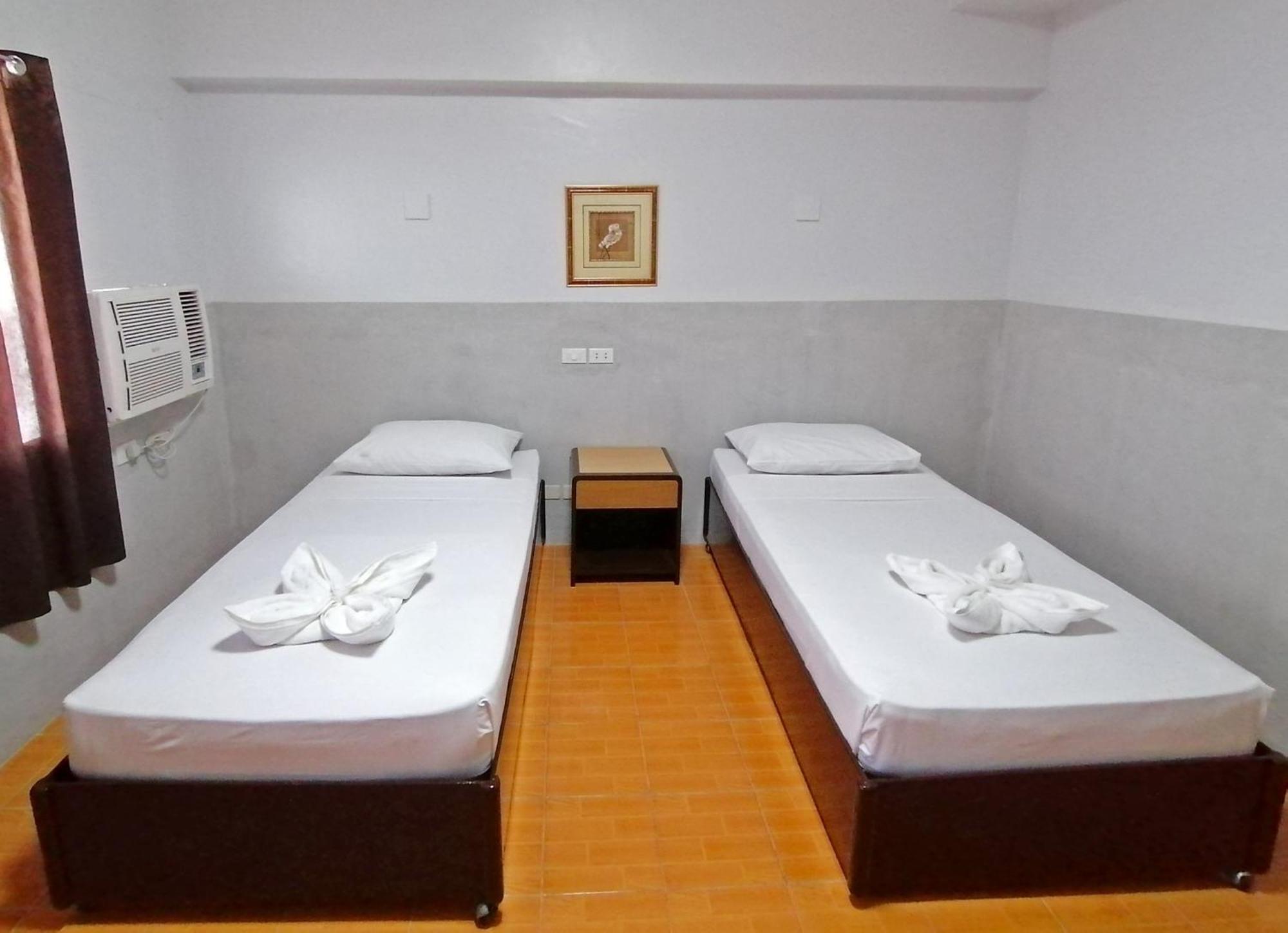 Dona Mercedes Hostel *