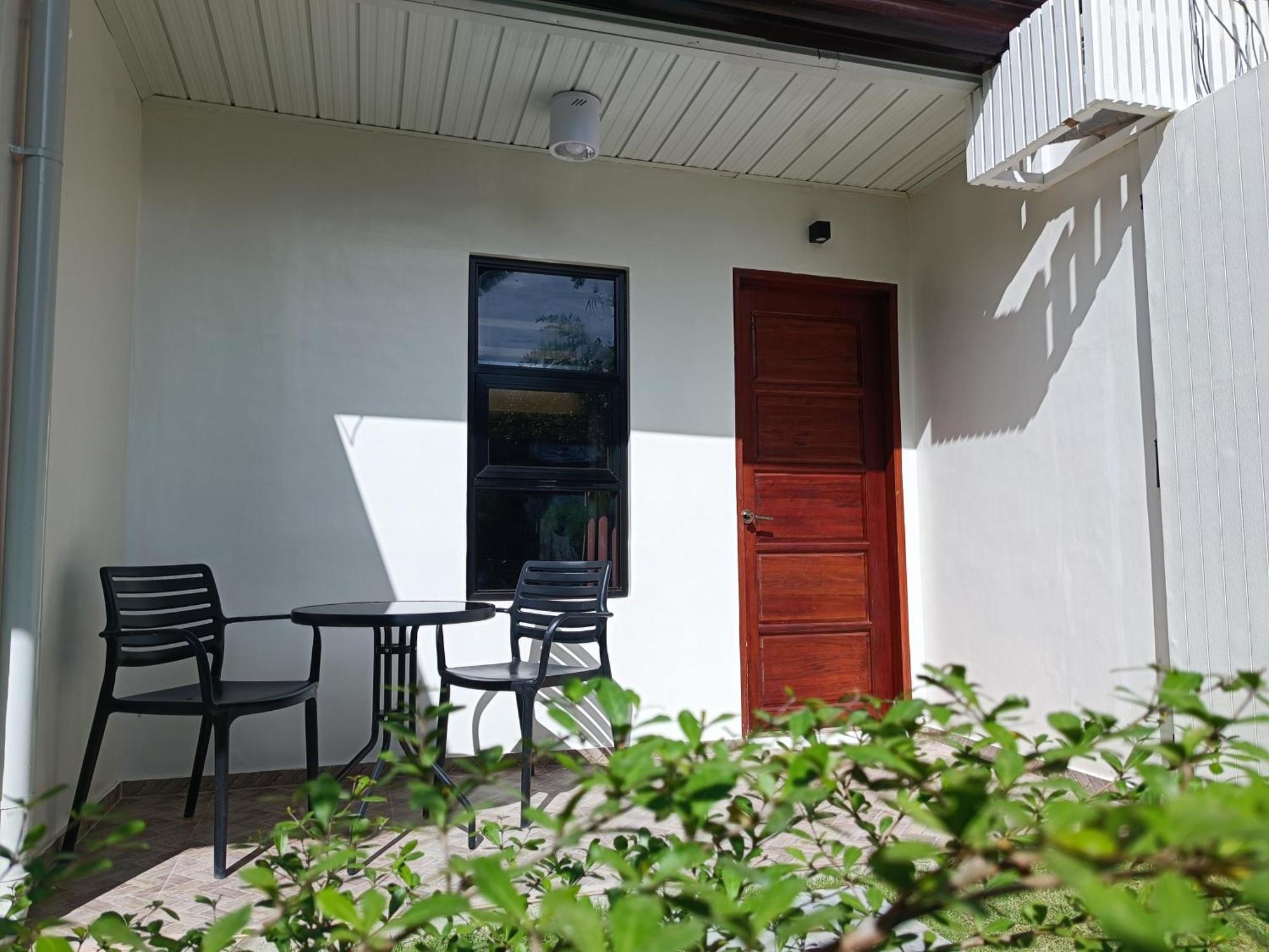 Kaimito House - Near Mactan-cebu Airport Lapu-Lapu City
