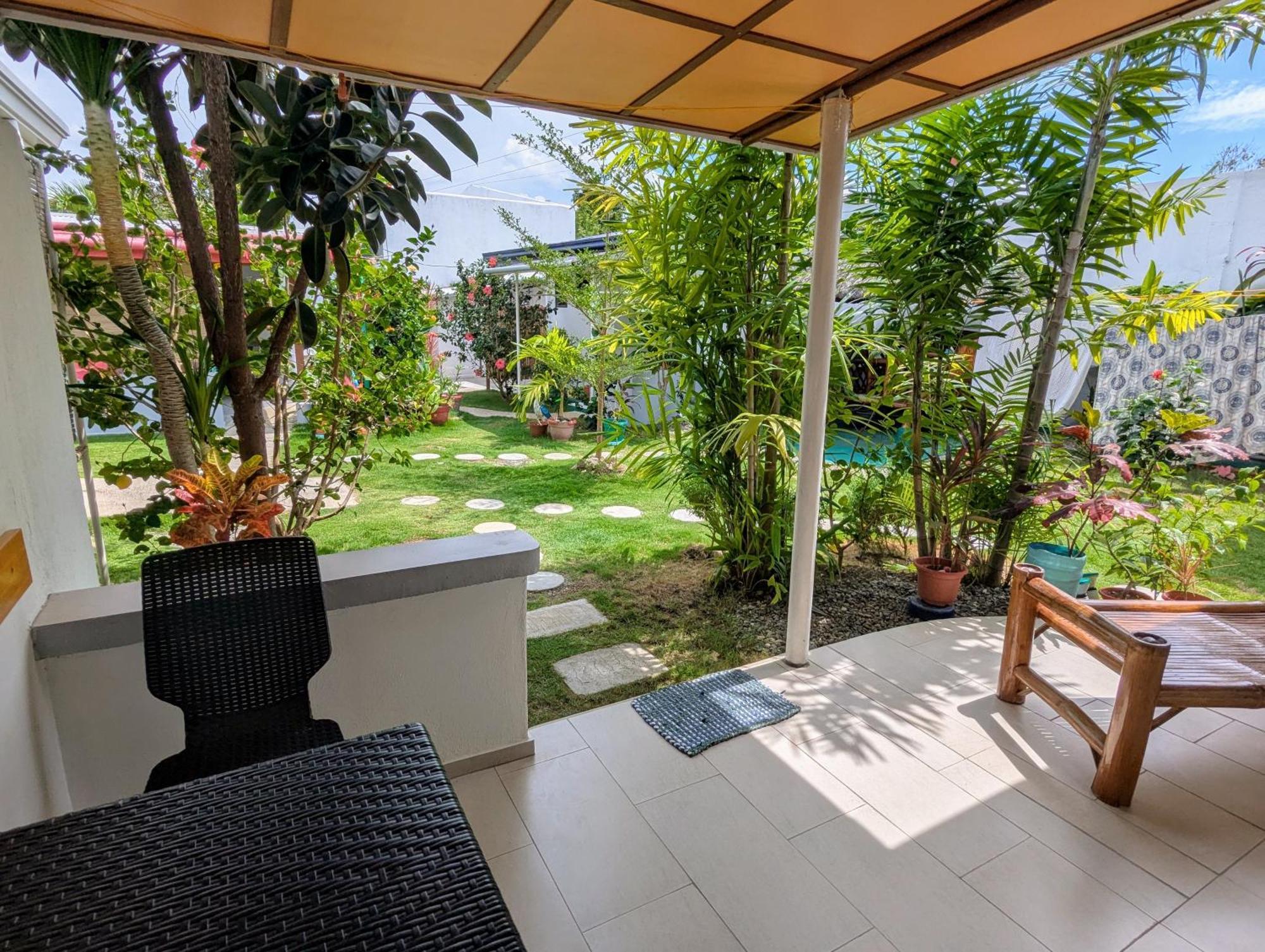 Astillo's Guest house Moalboal