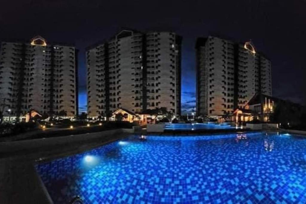 Grace Staycation Pool, 24hr Checkin & Easy Reach Airport *