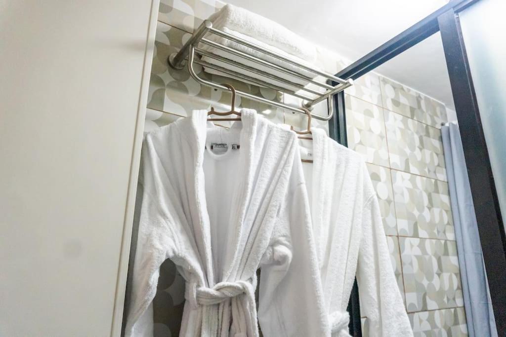 Grace Staycation Pool, 24hr Checkin & Easy Reach Airport Apartment Lapu-Lapu City