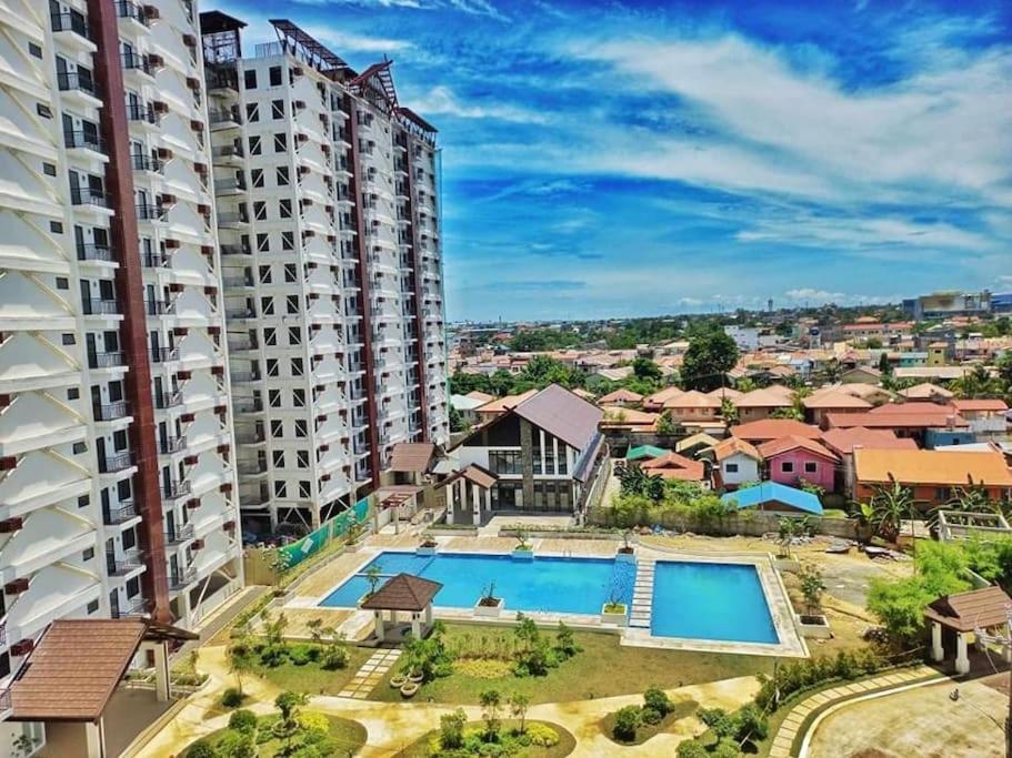 Grace Staycation Pool, 24hr Checkin & Easy Reach Airport Apartment Lapu-Lapu City