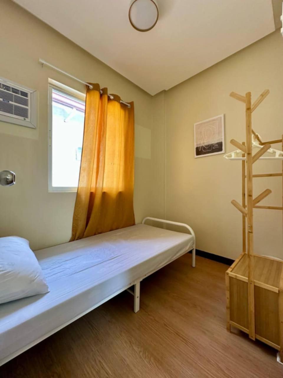 Apartment Abode86 Transient House - Pacific Grand Townhomes, Mactan Lapu-lapu City, Cebu *