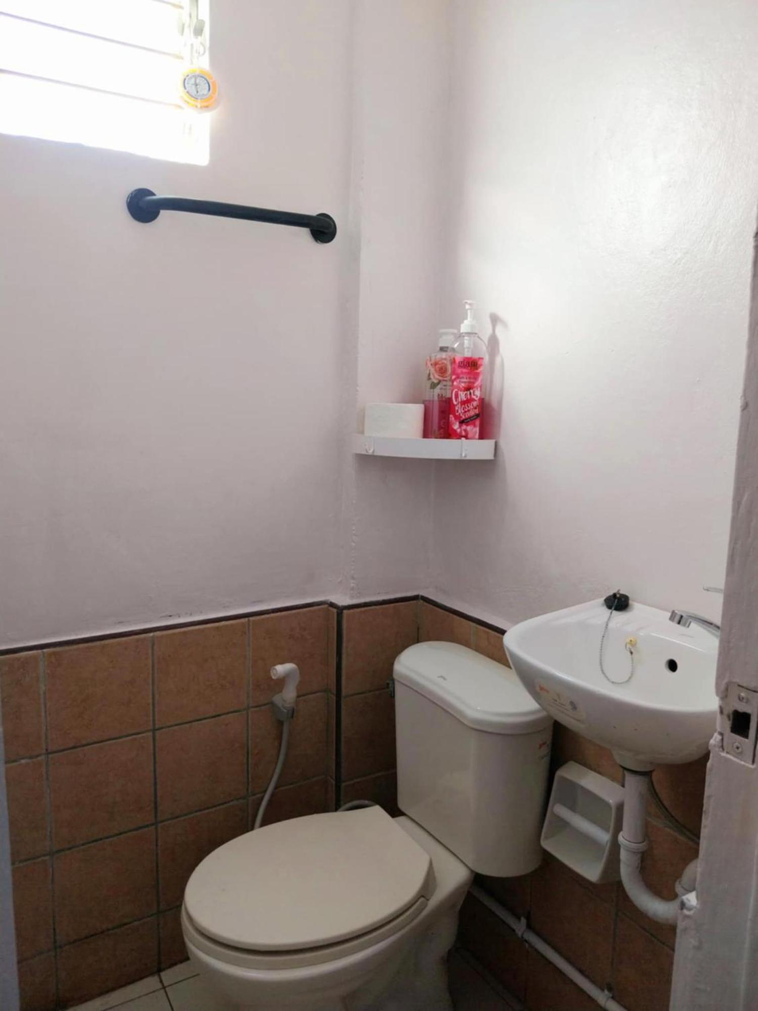 Abode86 Transient House - Agus, Mactan Lapu-lapu City, Cebu Apartment