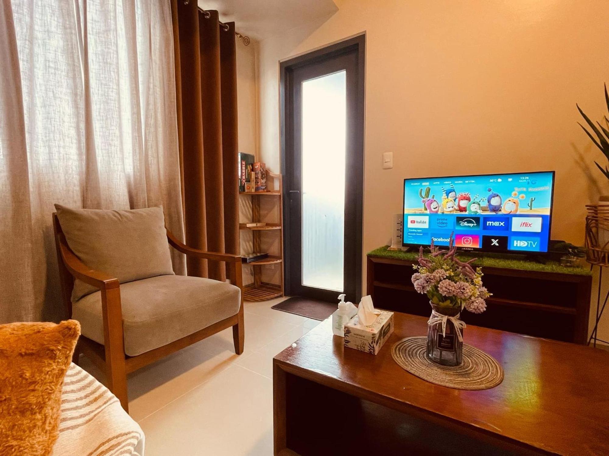 Two Bedroom Cebu Mactan Newtown Aparthotel