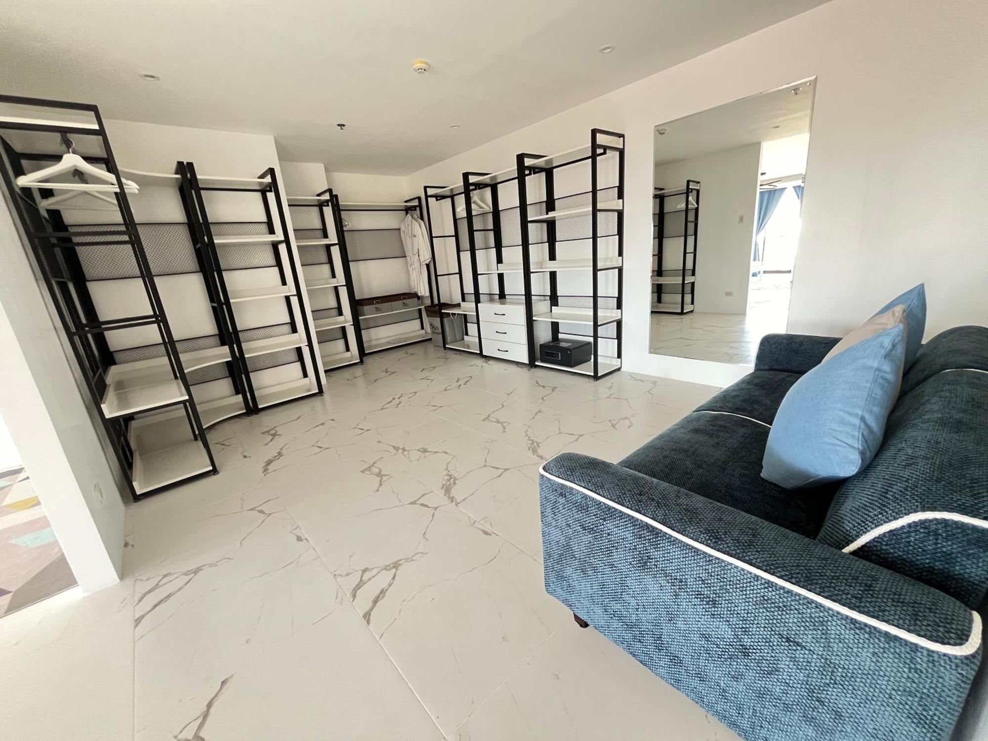 Aparthotel 88th Avenue *