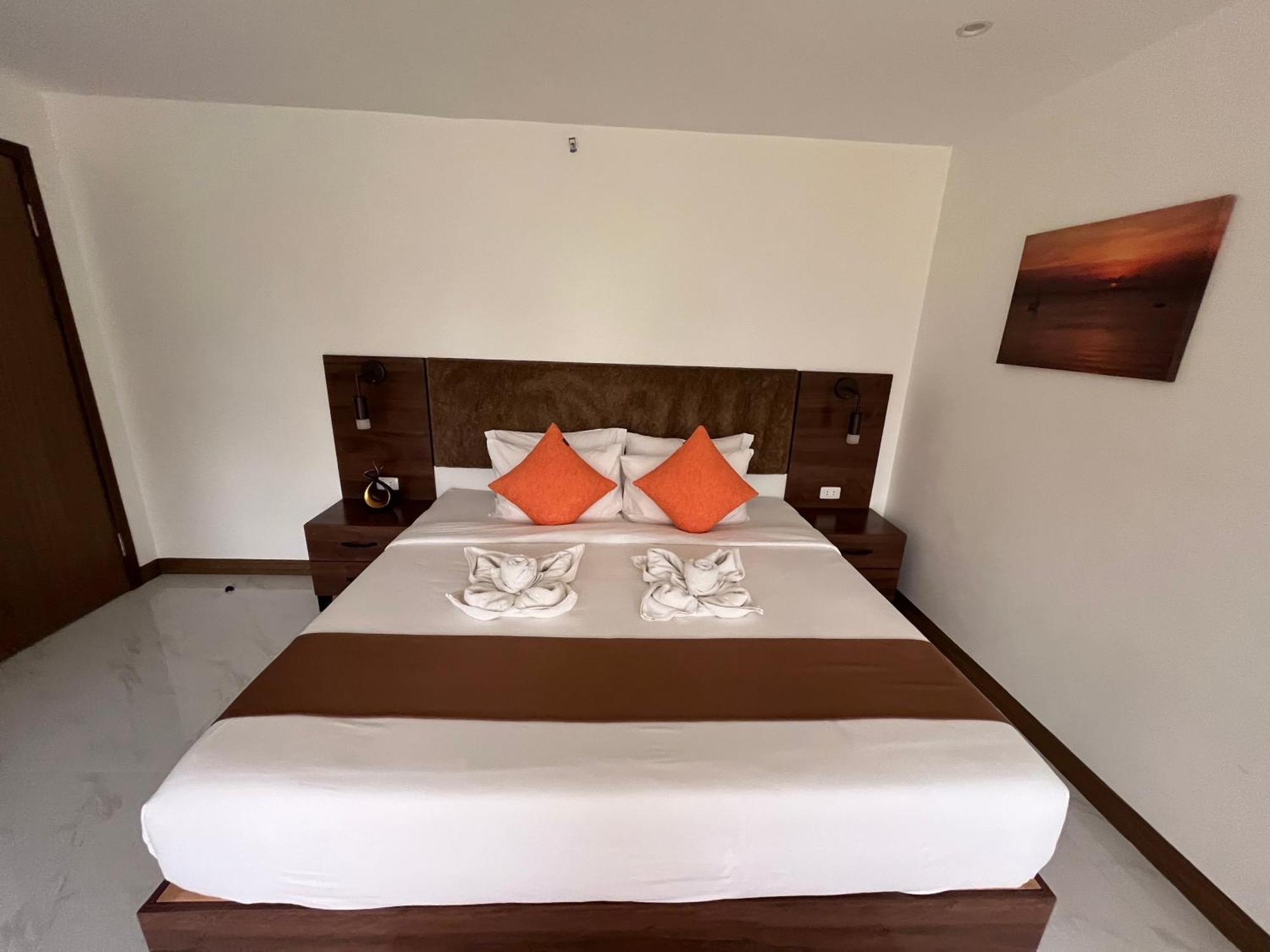 Aparthotel 88th Avenue *