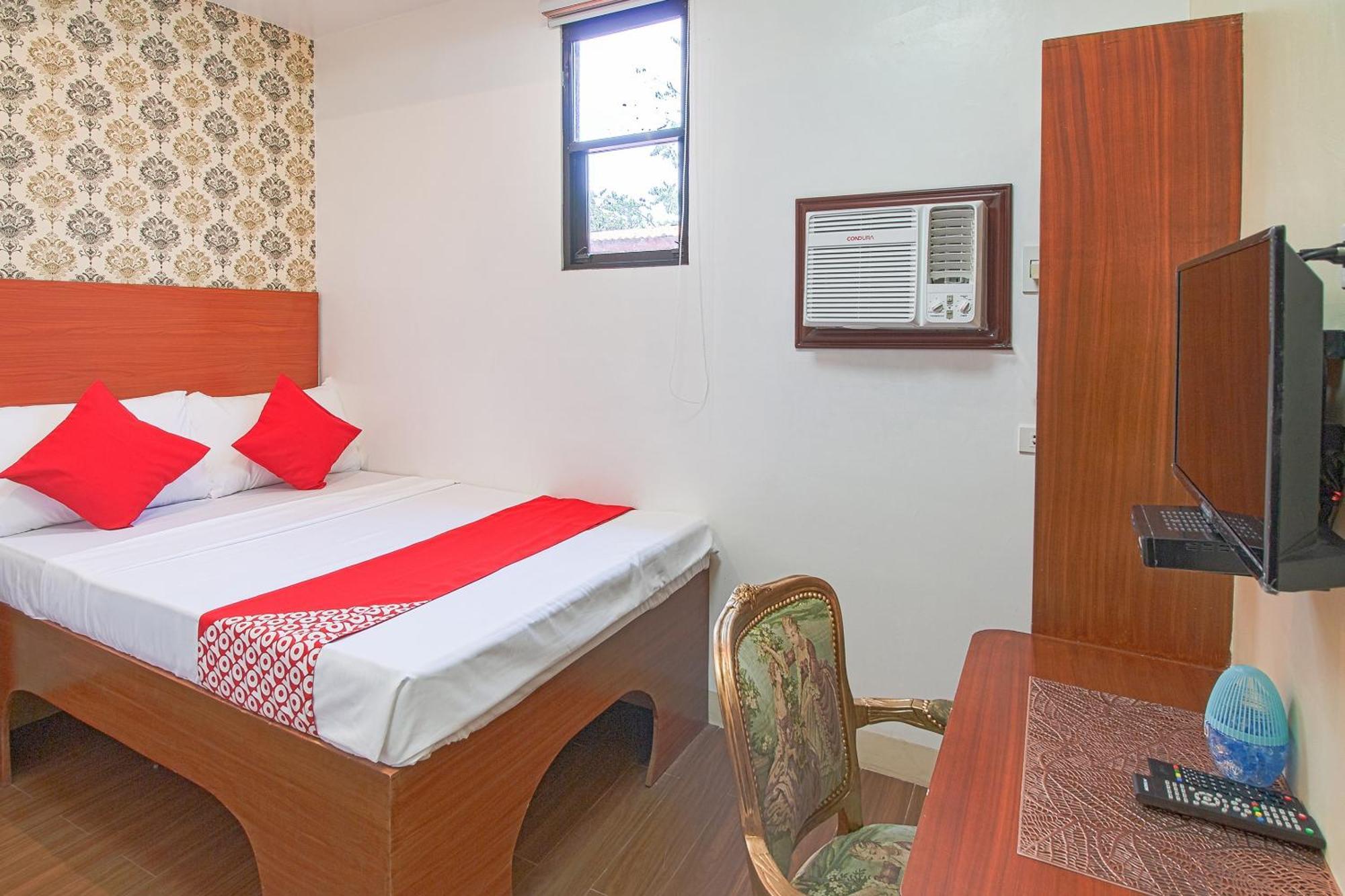 Hotel Oyo 685 K Fortune Apartelle 3*