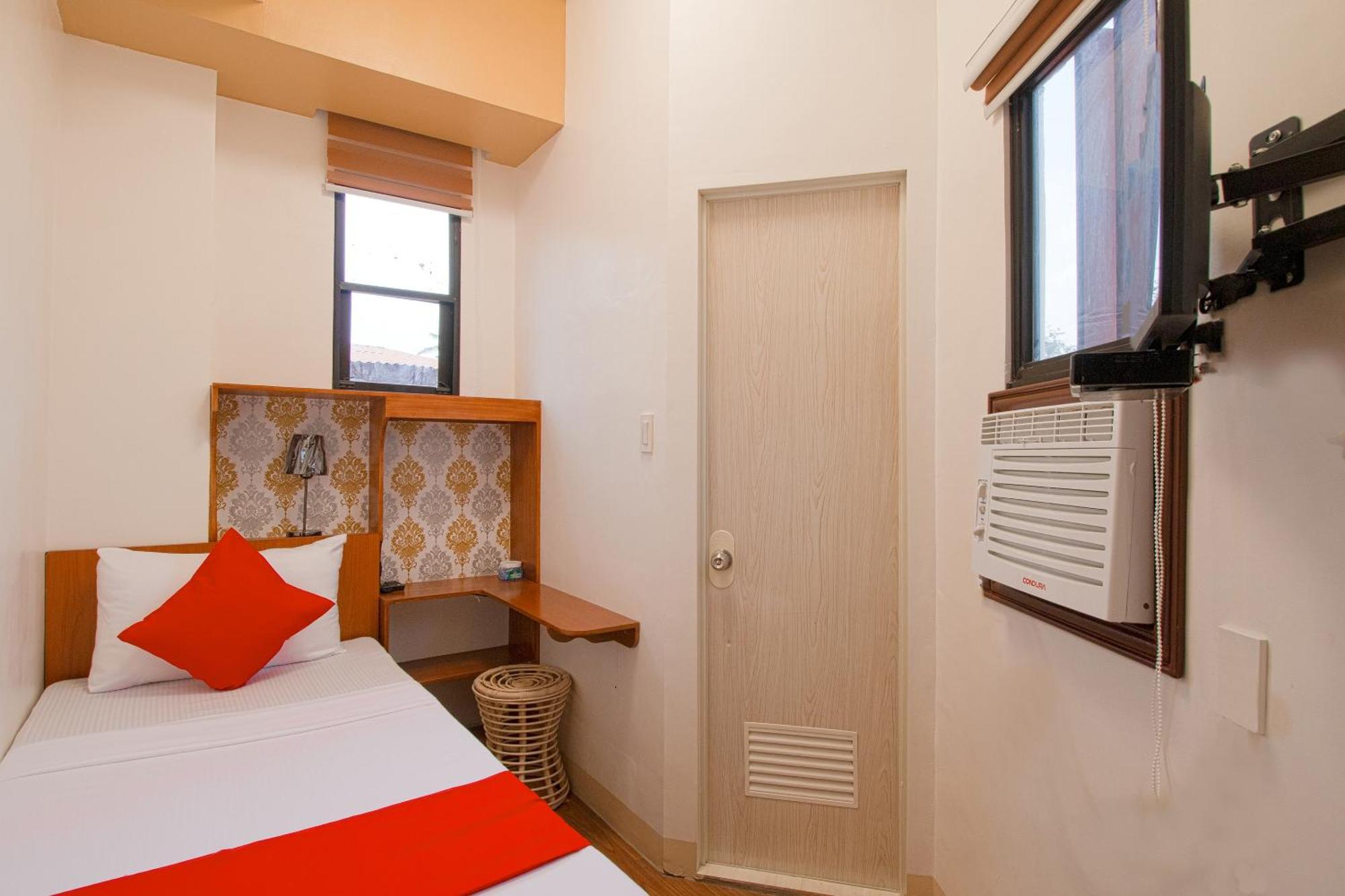 Oyo 685 K Fortune Apartelle Hotel