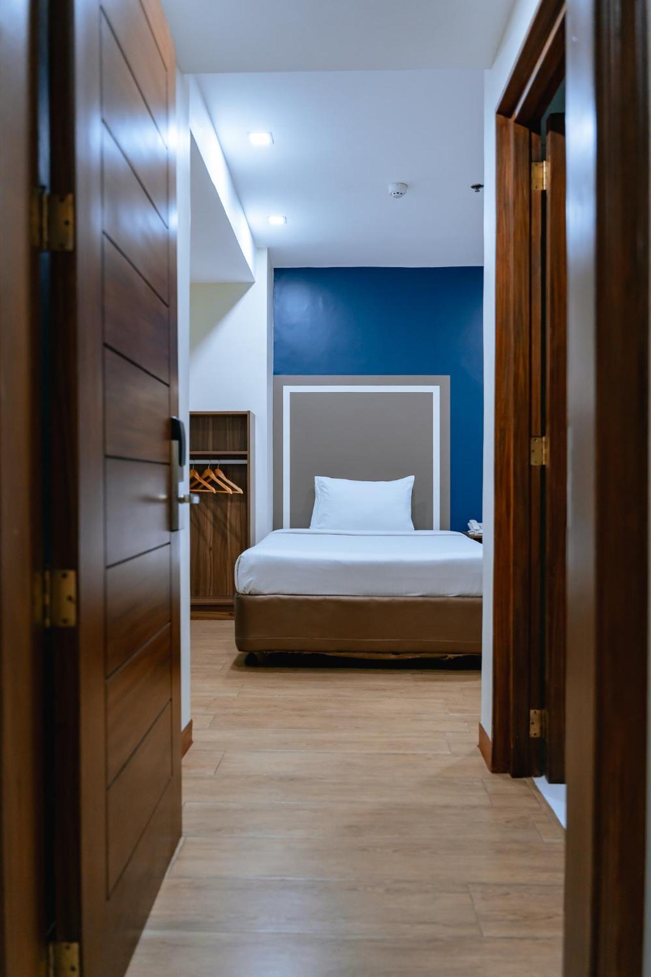 S & Residences Hotel 2*