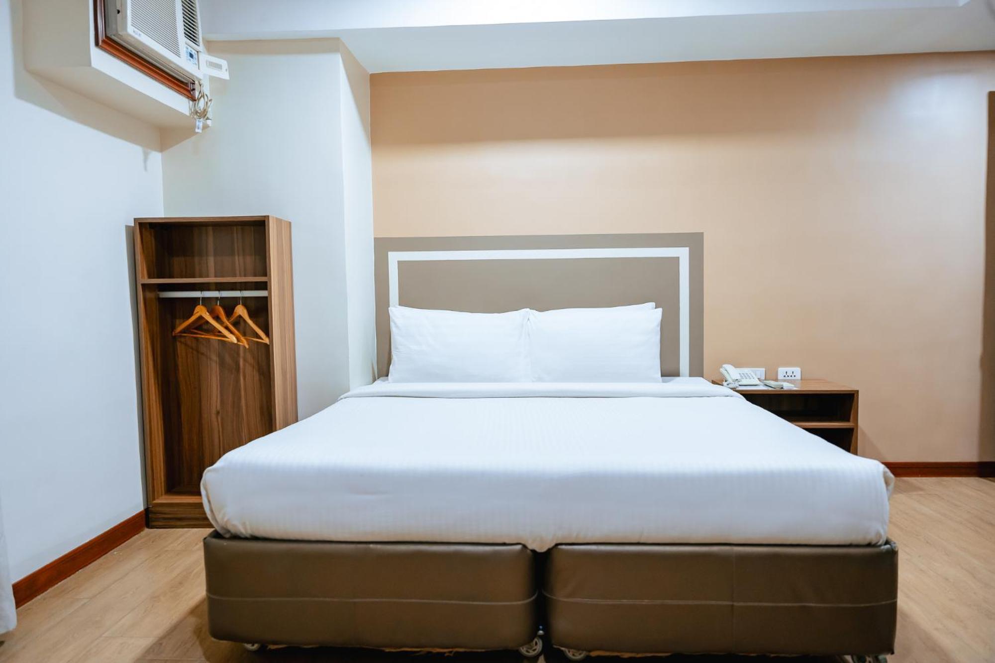 S & Residences Hotel Cebu