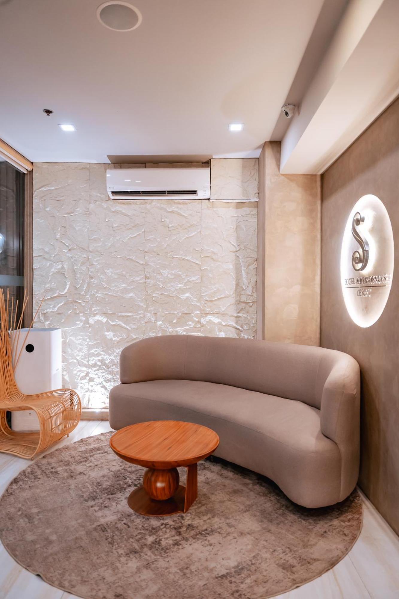 Hotel S & Residences Cebu