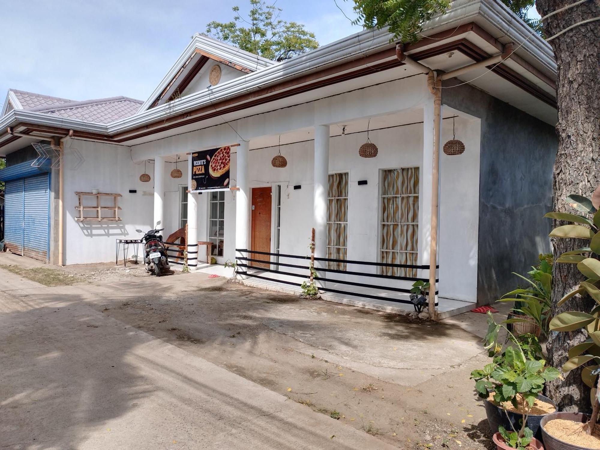 R & J In Naga Cebu Homestay Tina-an
