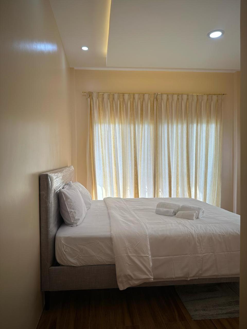 Jennys White Haven San Francisco (Cebu)