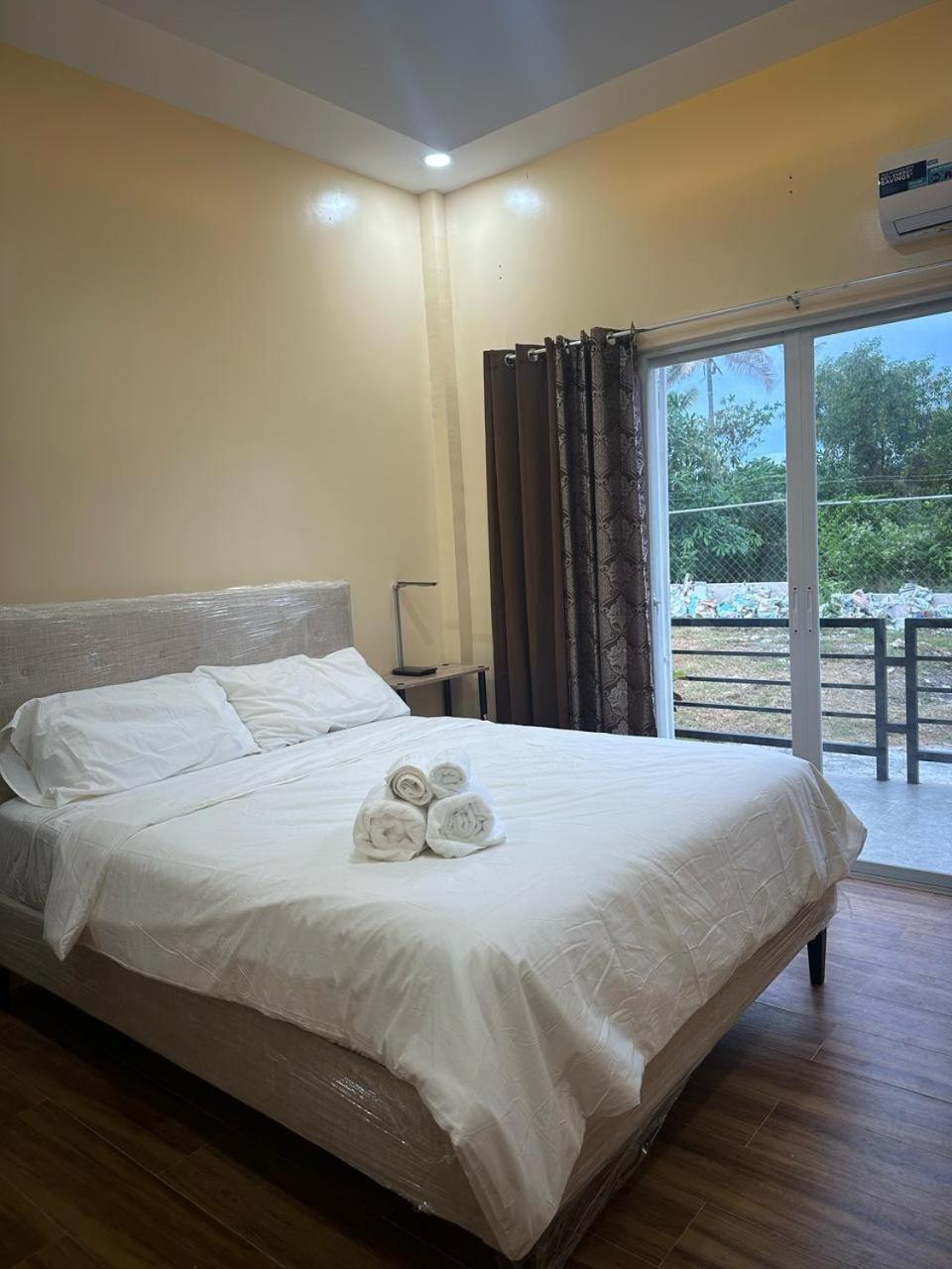 Homestay Jennys White Haven San Francisco (Cebu)