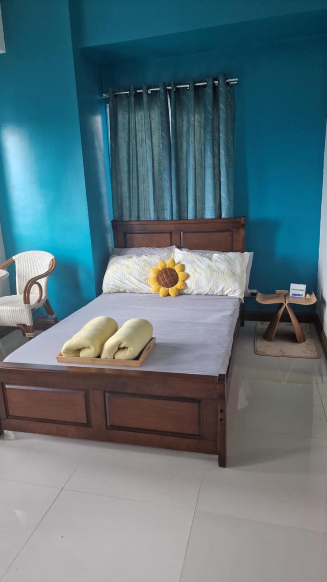 Spacious Unit With Balcony And Seaview * Lapu-Lapu City