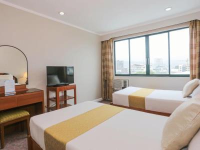 Plaza Hotel 3*